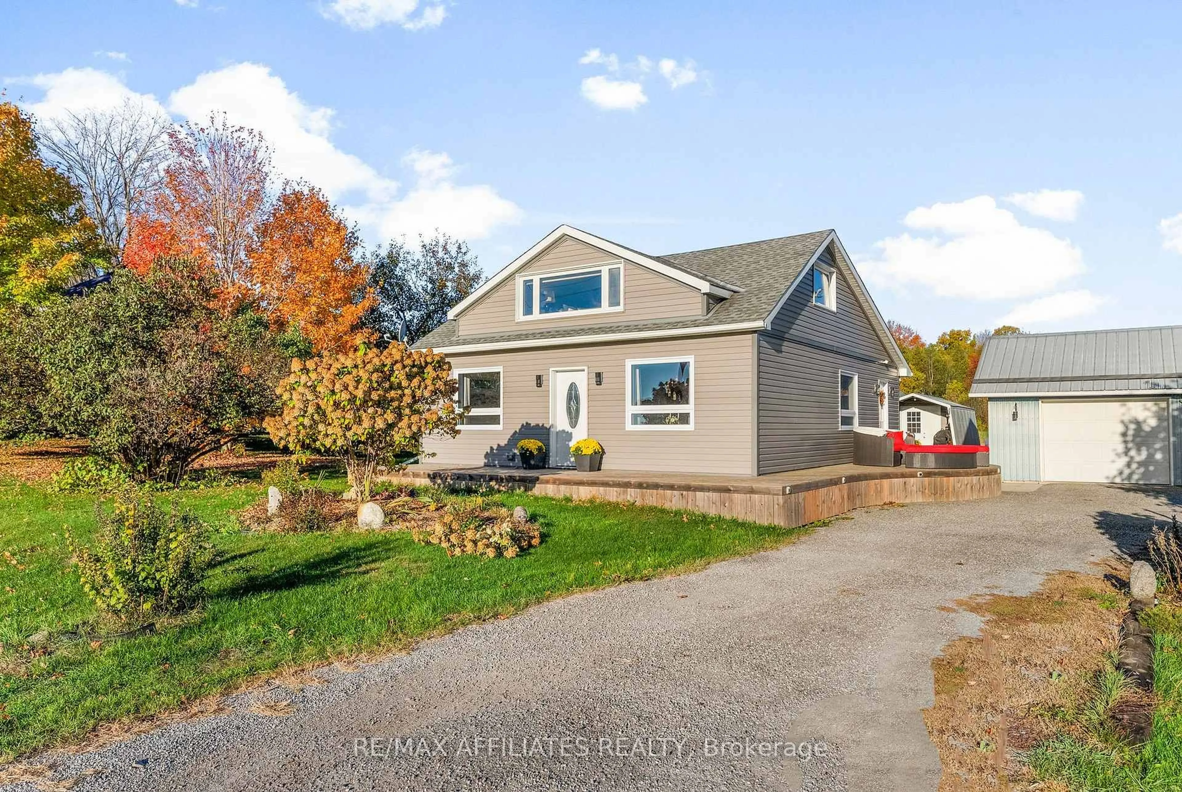 Home with vinyl exterior material, street for 3410 County 21 Rd, Edwardsburgh/Cardinal Ontario K0E 1X0