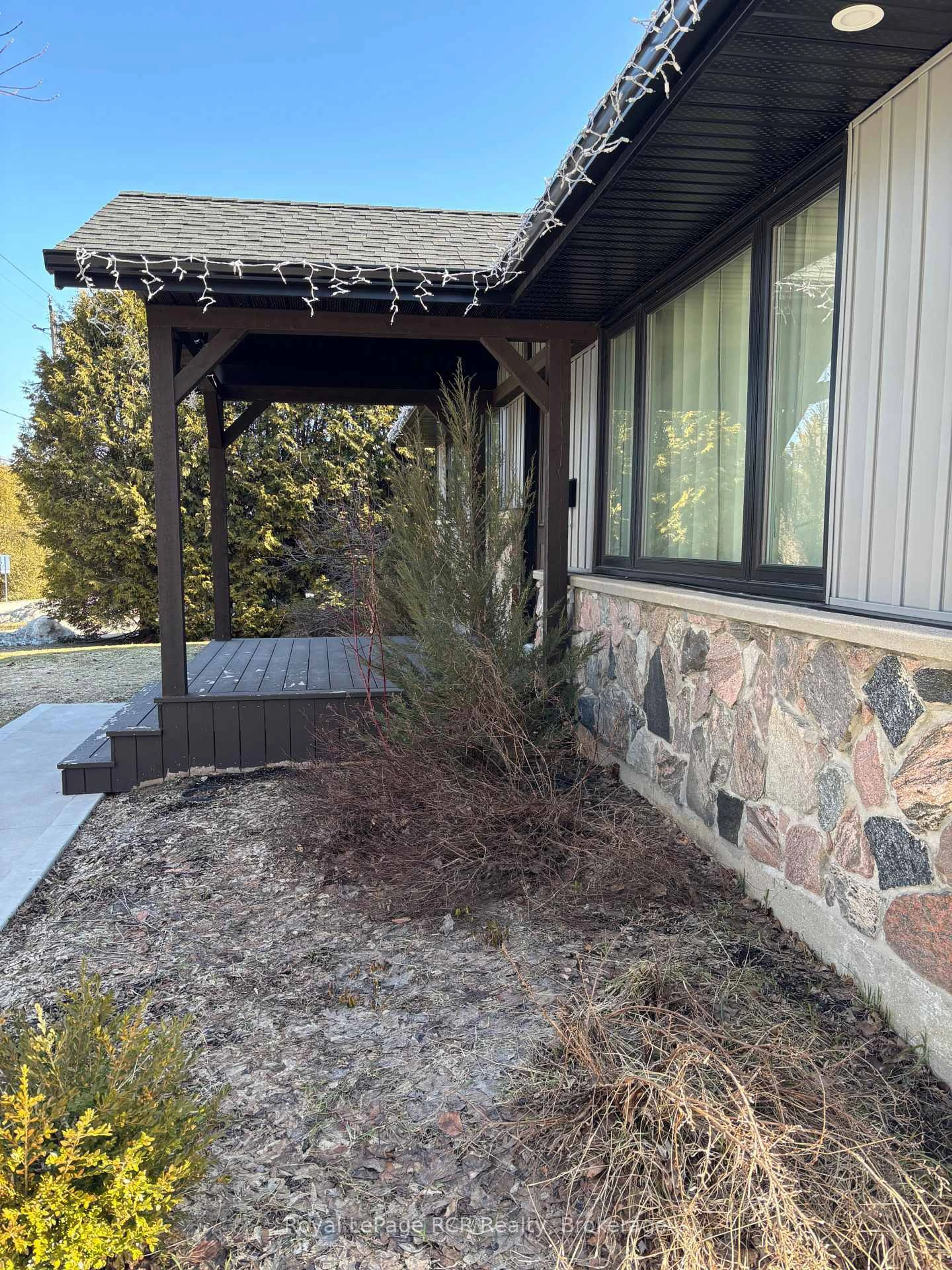 Unknown for 620 Elm Ave, North Perth Ontario N4W 3G2