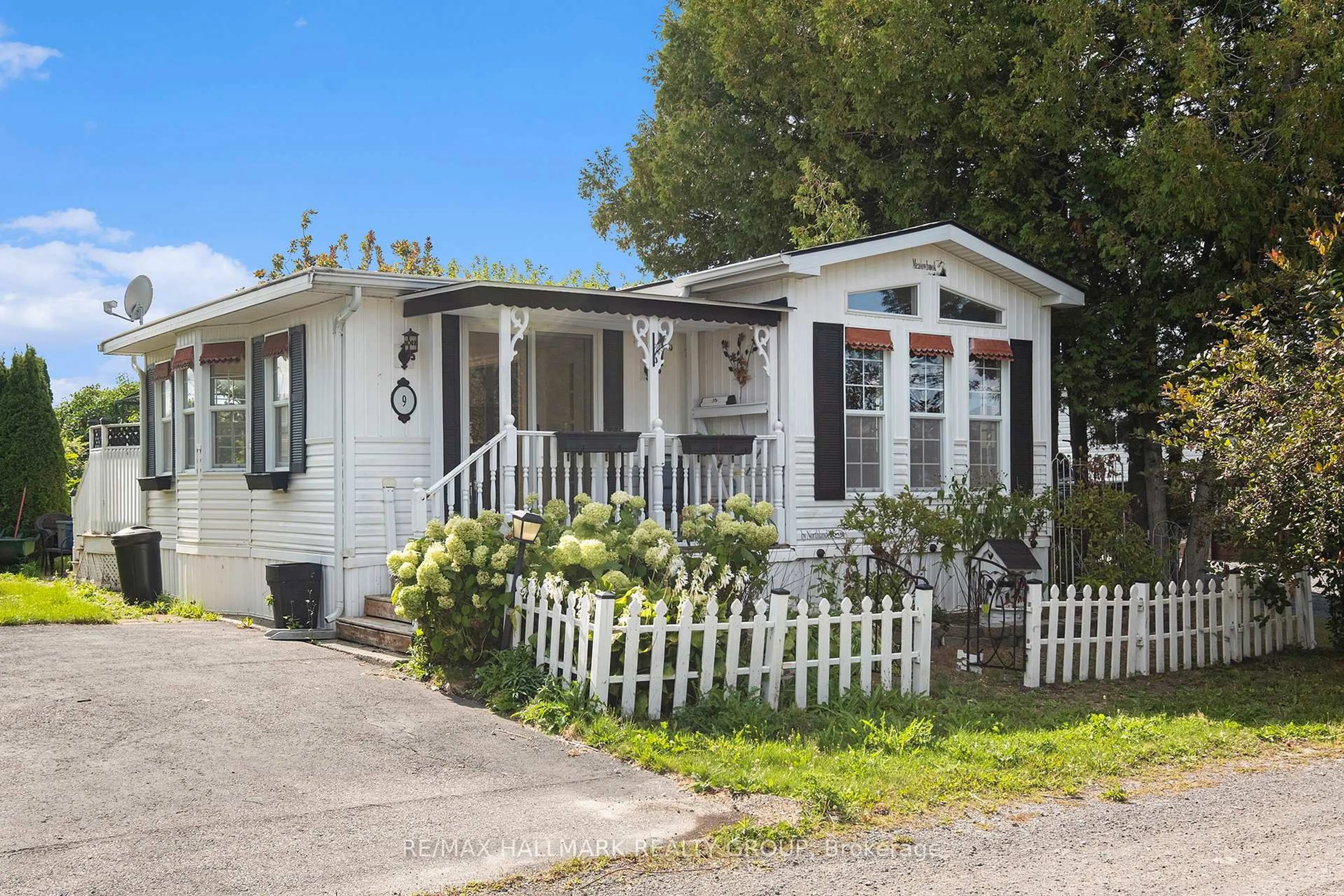 Home with vinyl exterior material, street for 9 Yvette Private, Ashton Ontario K0A 1B0