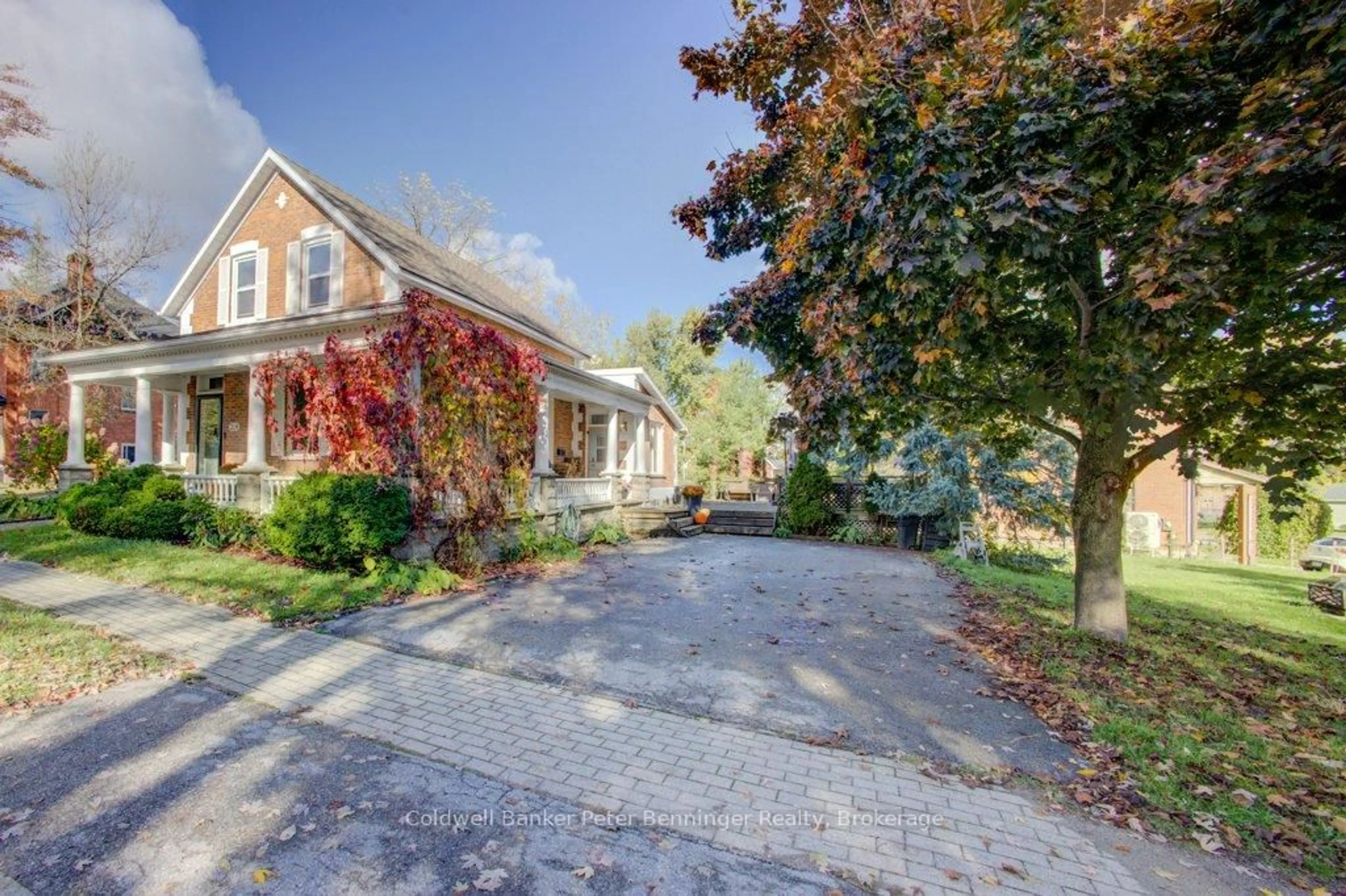 A pic from outside/outdoor area/front of a property/back of a property/a pic from drone, street for 214 Inkerman St, Arran-Elderslie Ontario N0G 2N0