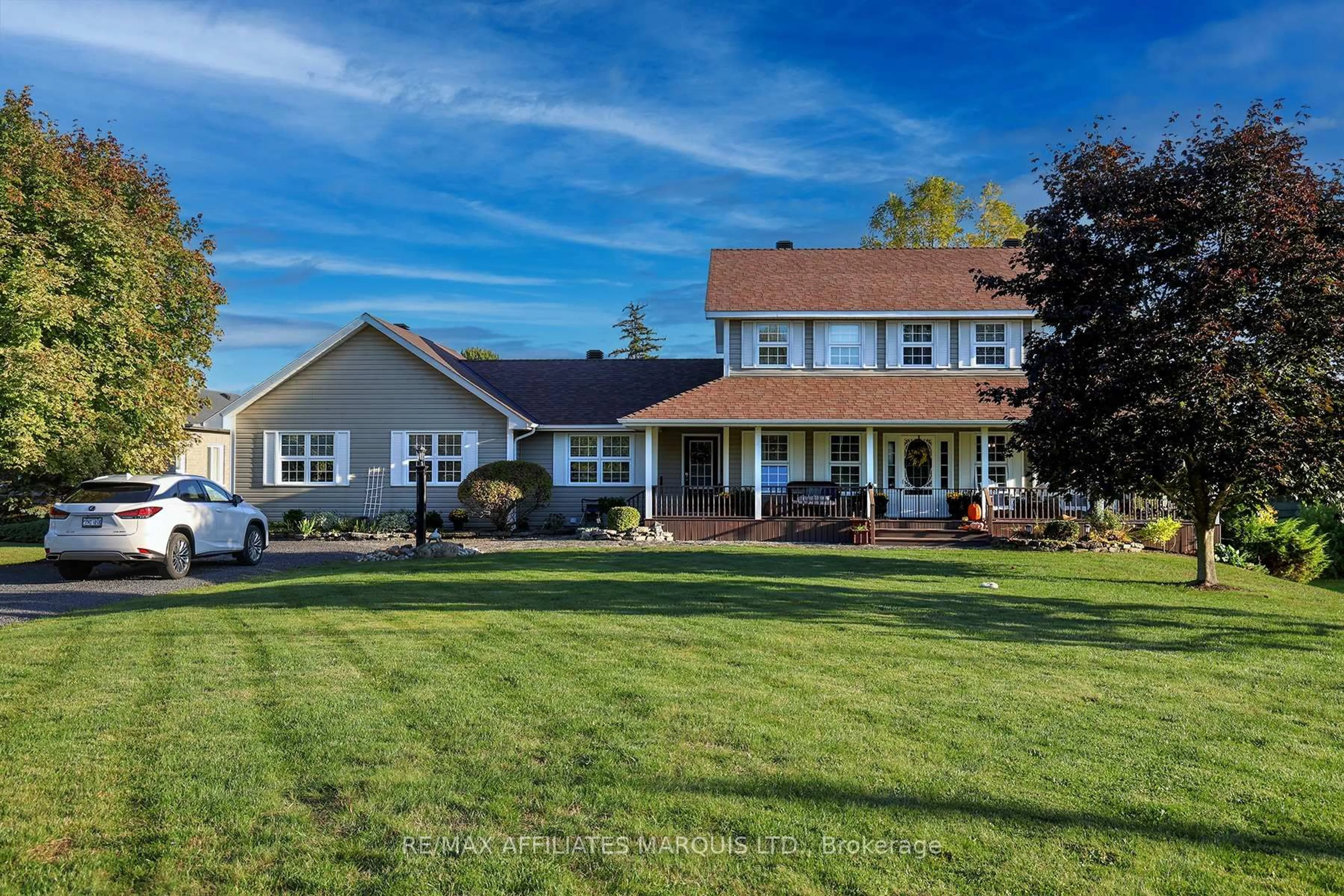 A pic from outside/outdoor area/front of a property/back of a property/a pic from drone, unknown for 12118 Lakeshore Dr, South Dundas Ontario K0C 1X0