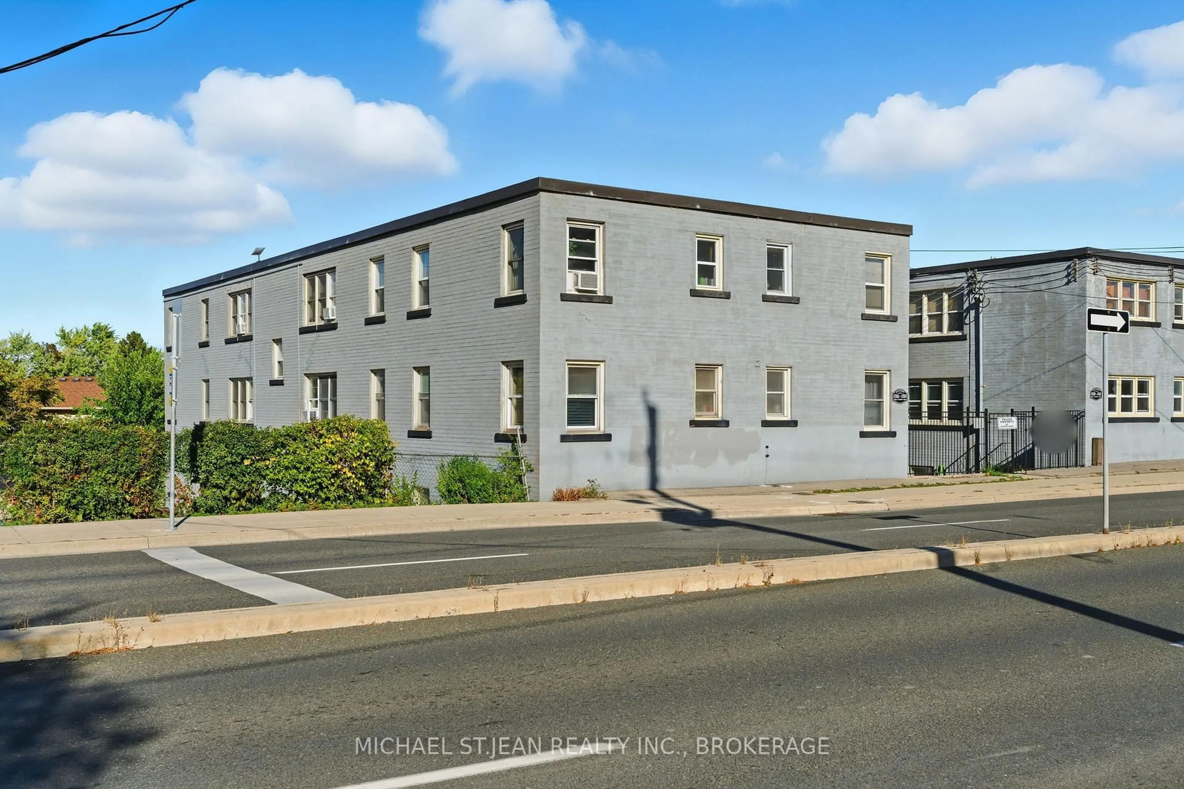 A pic from outside/outdoor area/front of a property/back of a property/a pic from drone, street for 1755 King St #9, Hamilton Ontario L8K 1V6