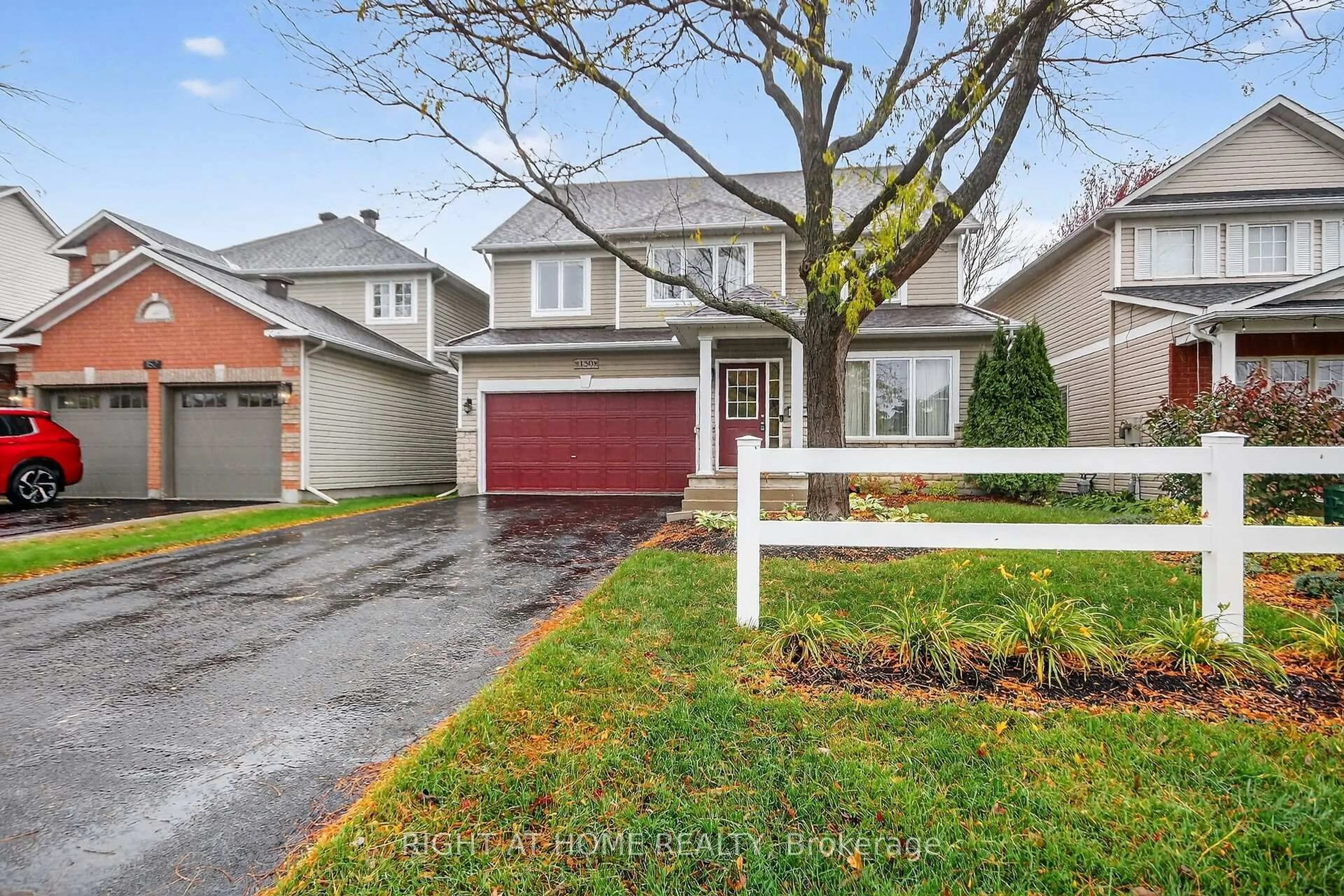Home with vinyl exterior material, street for 150 Abaca Way, Ottawa Ontario K2S 2C2