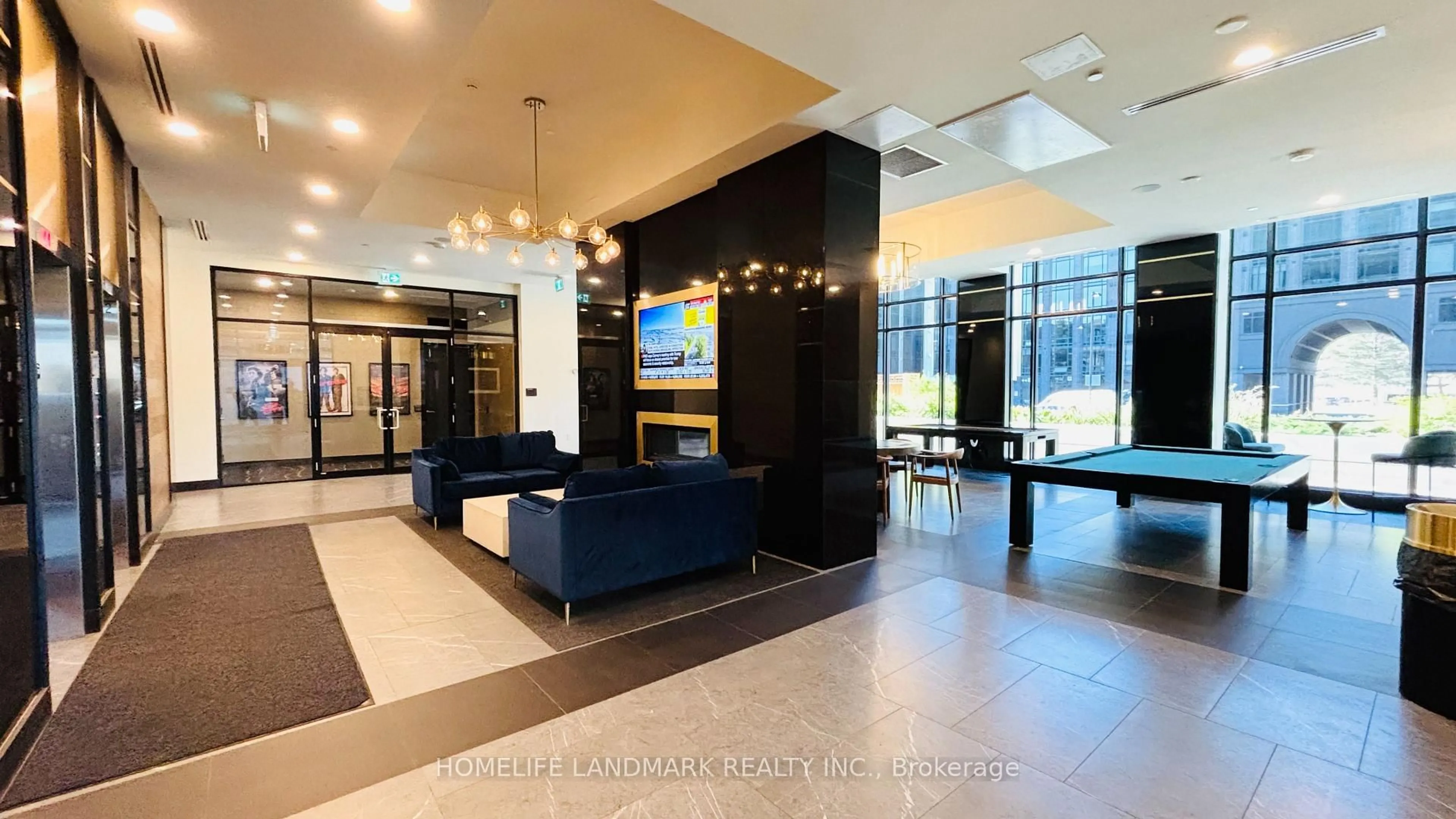 Lobby for 145 Columbia St #1536, Waterloo Ontario N2L 0K7