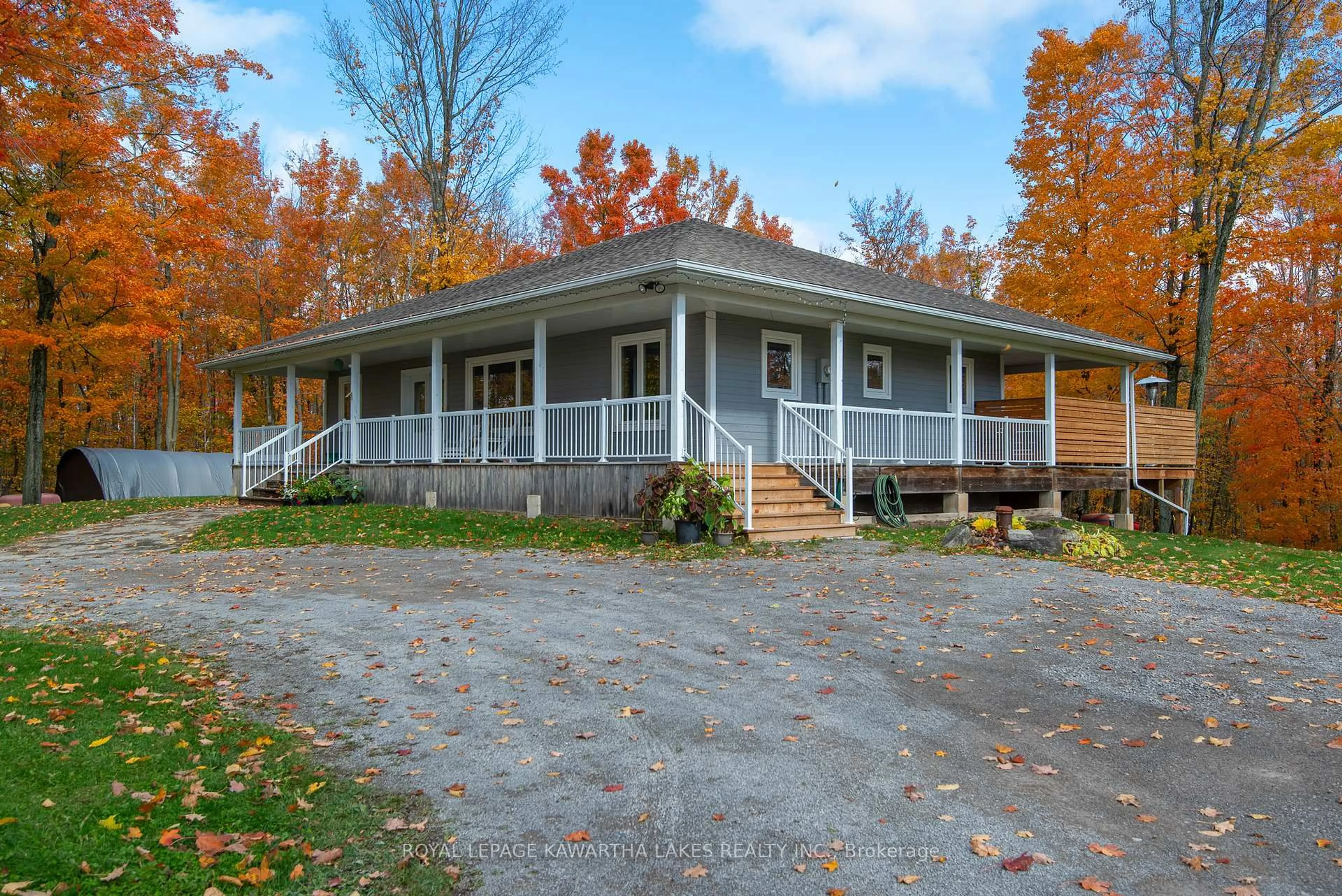 Home with vinyl exterior material, unknown for 356 Olivers Rd, Kawartha Lakes Ontario K0M 1A0