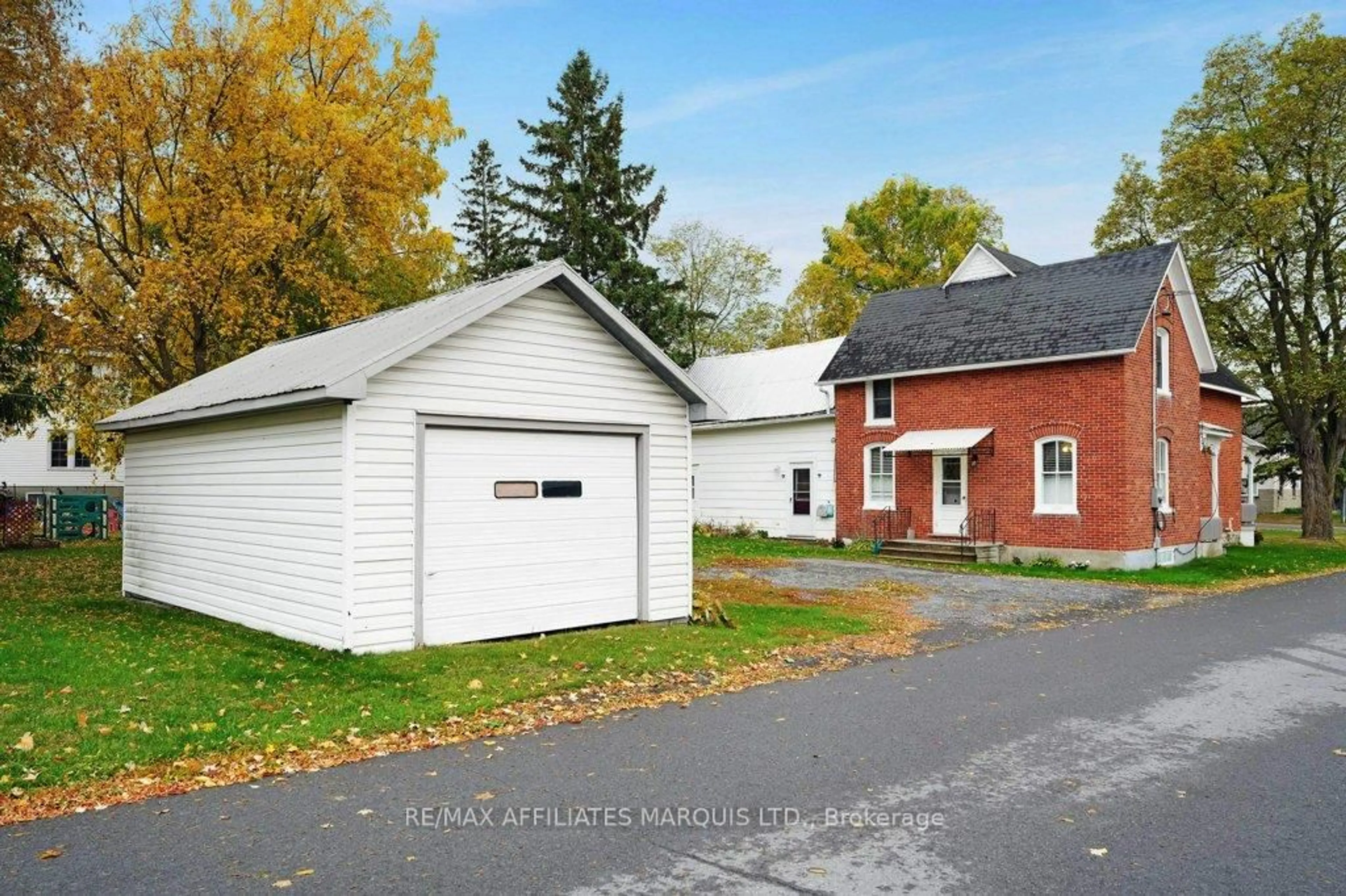 Unknown for 27 Marlborough St, North Glengarry Ontario K0C 1T0