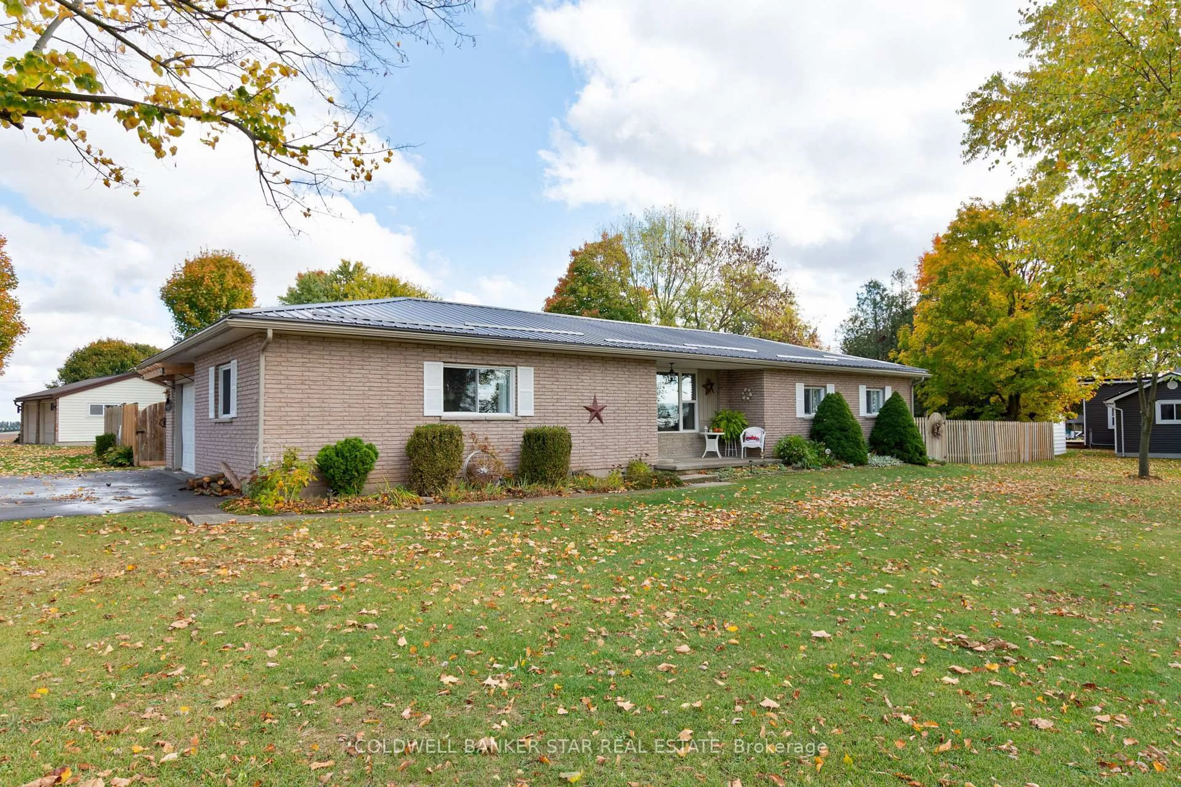 Unknown for 35613 VICTORIA St, Southwold Ontario N0L 1K0