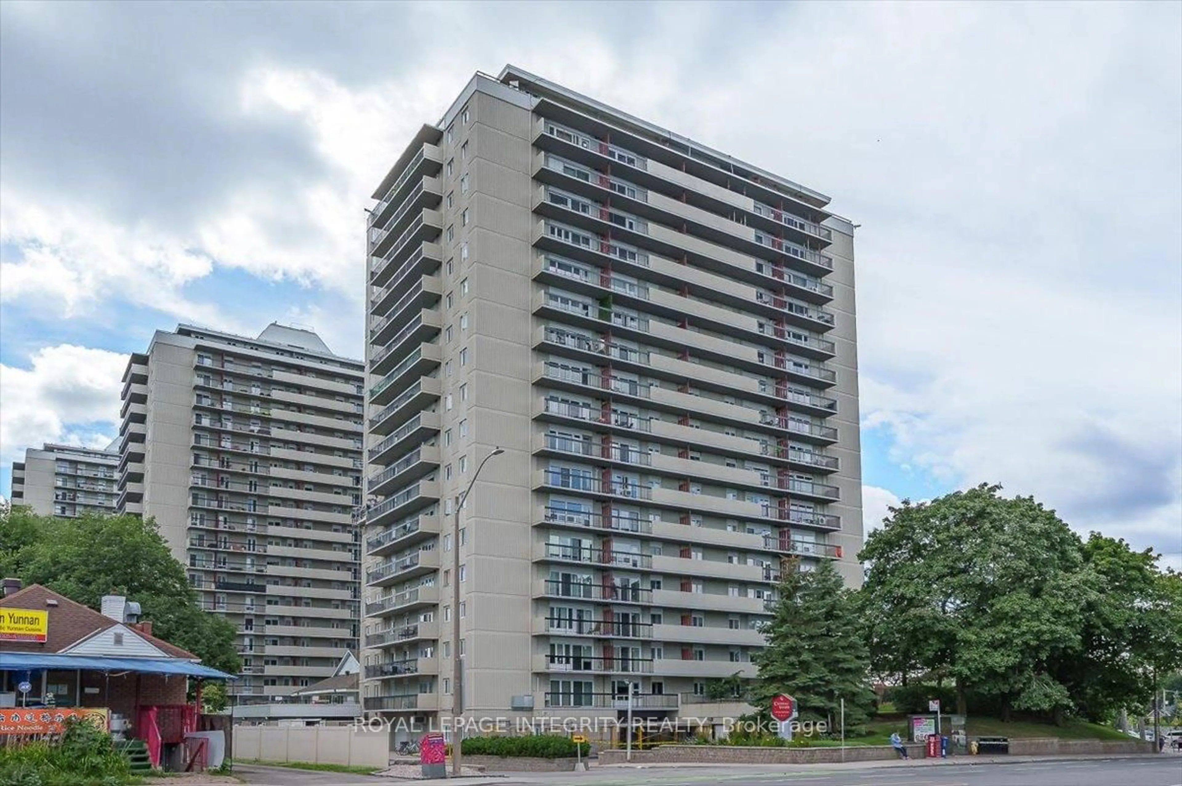 Unknown for 158C McArthur Ave #1804, Ottawa Ontario K1L 8E7