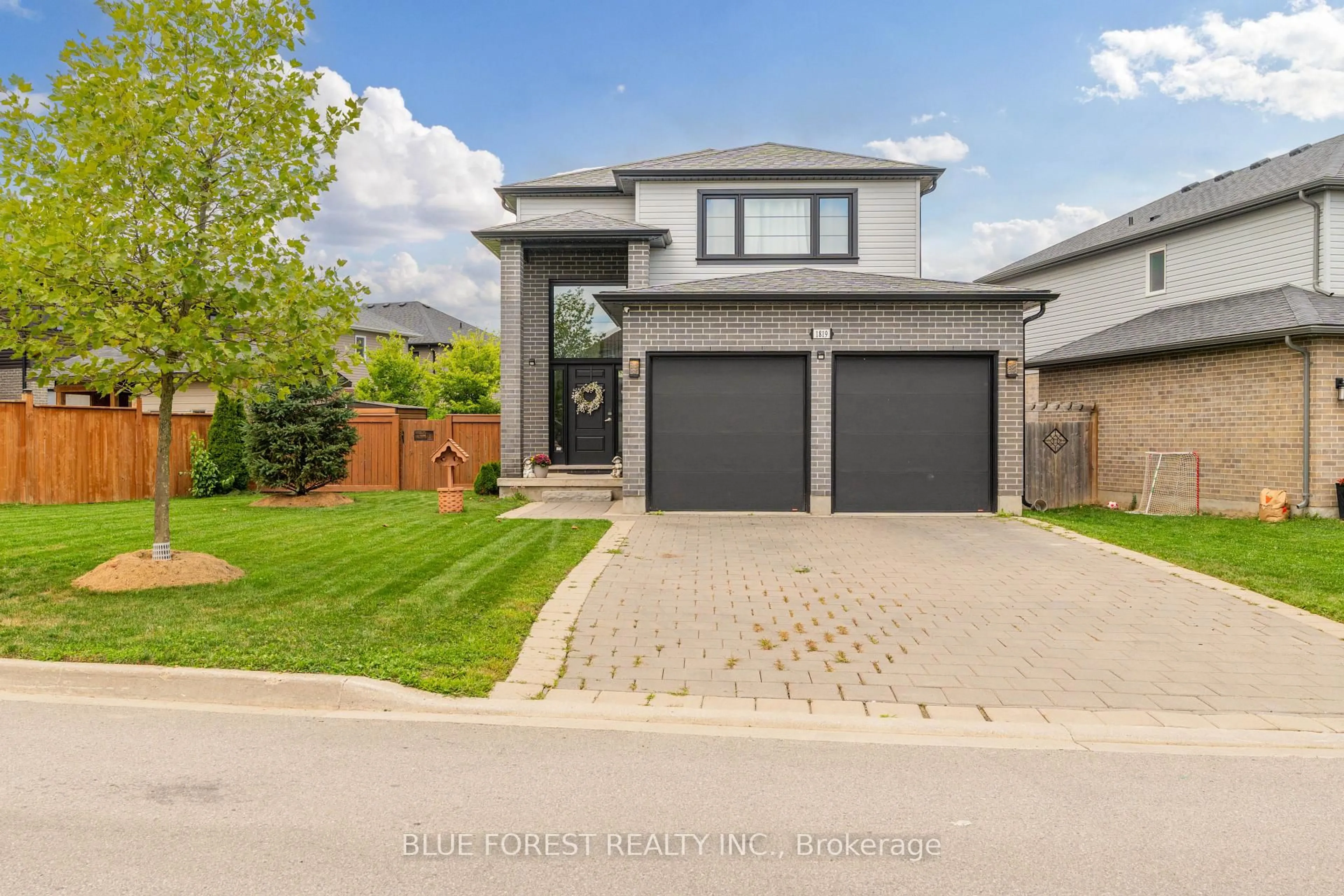 Home with brick exterior material, street for 1819 Foxridge Cres, London North Ontario N6G 5B4