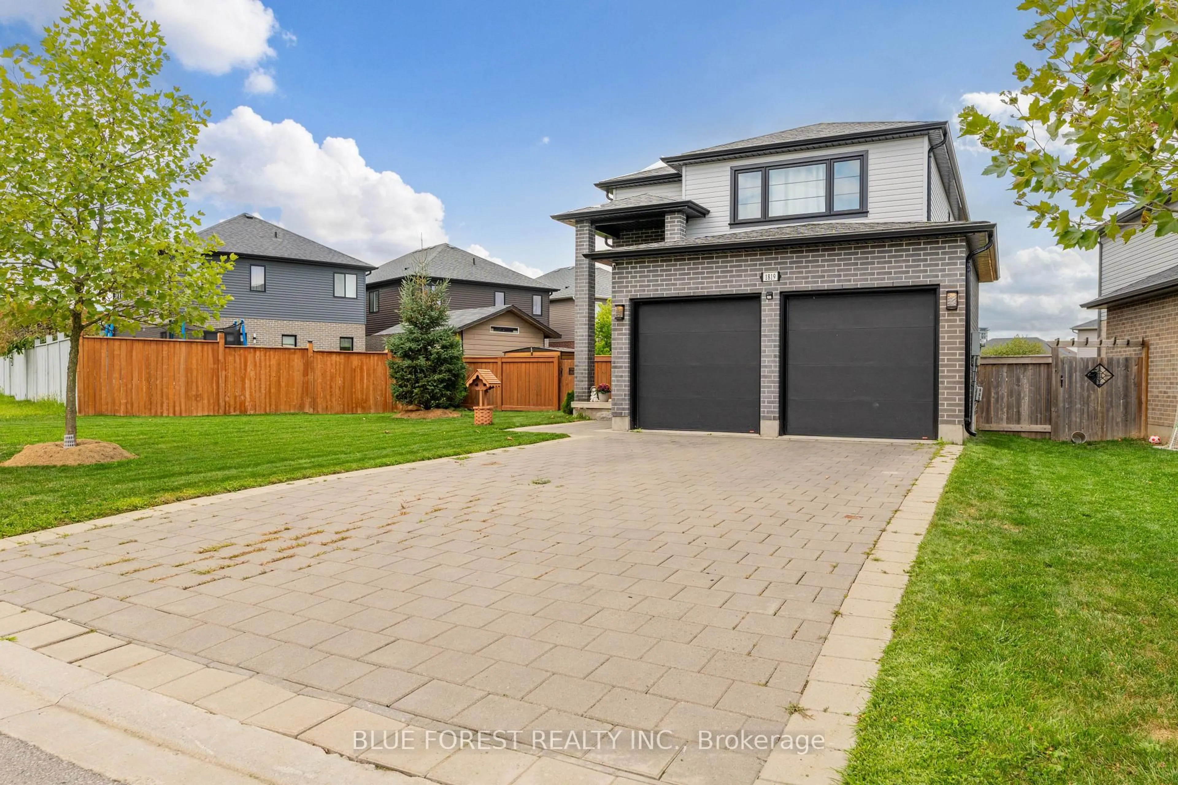 Home with brick exterior material, street for 1819 Foxridge Cres, London North Ontario N6G 5B4