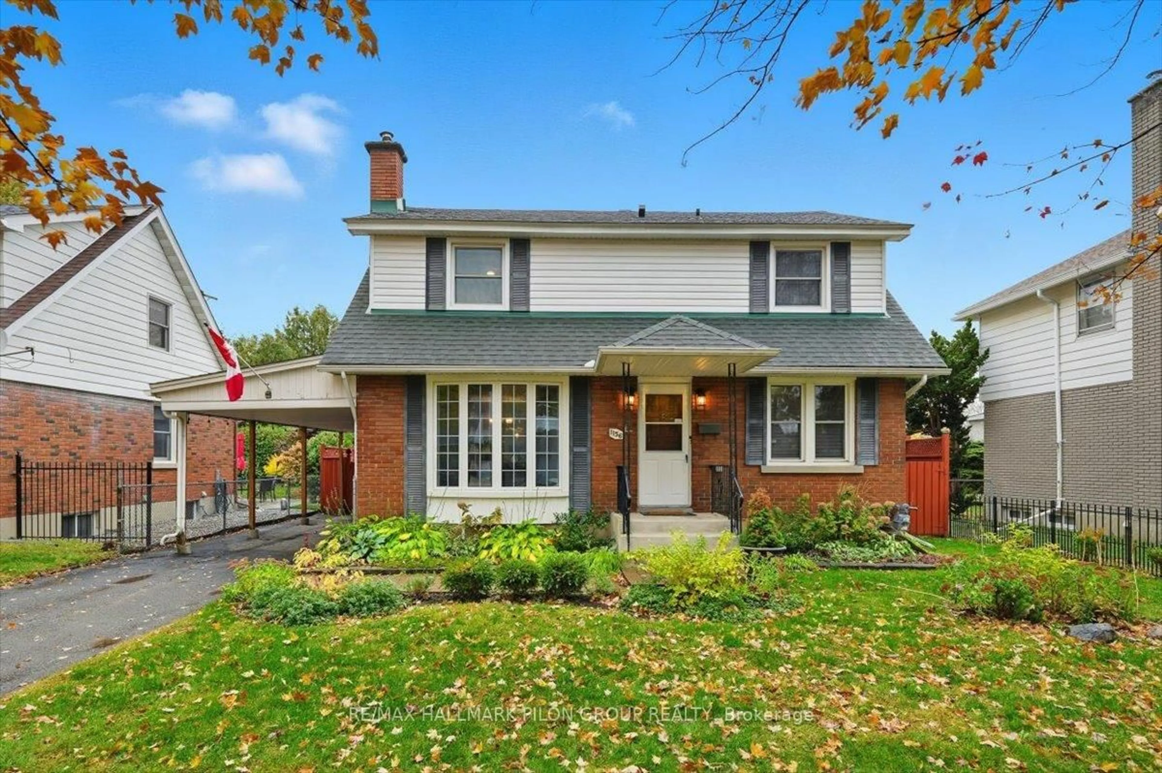 Home with brick exterior material, street for 1156 Emperor Ave, Ottawa Ontario K1Z 8C2