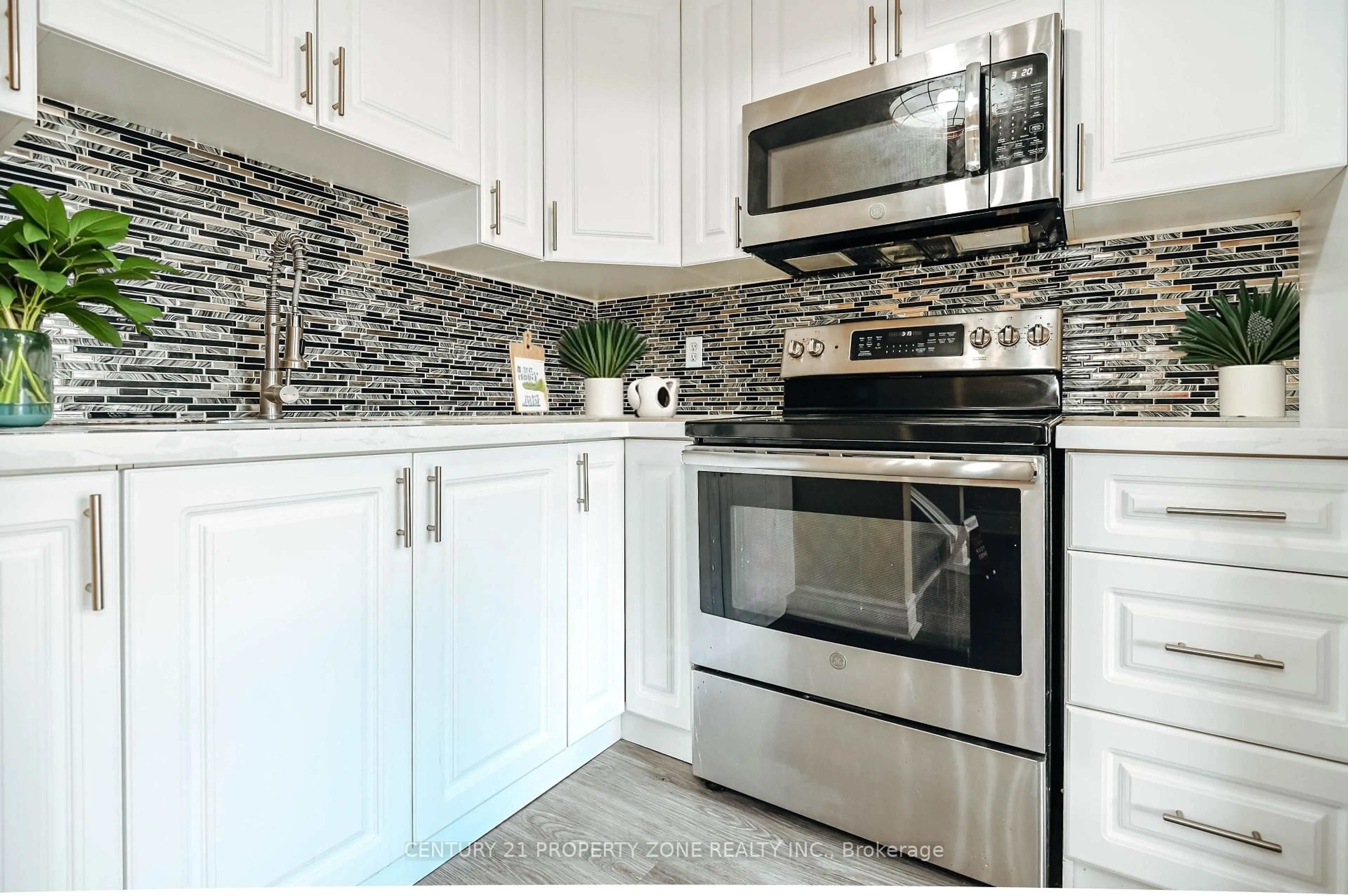 Unknown for 230 Linden Dr, Cambridge Ontario N3H 4Y2