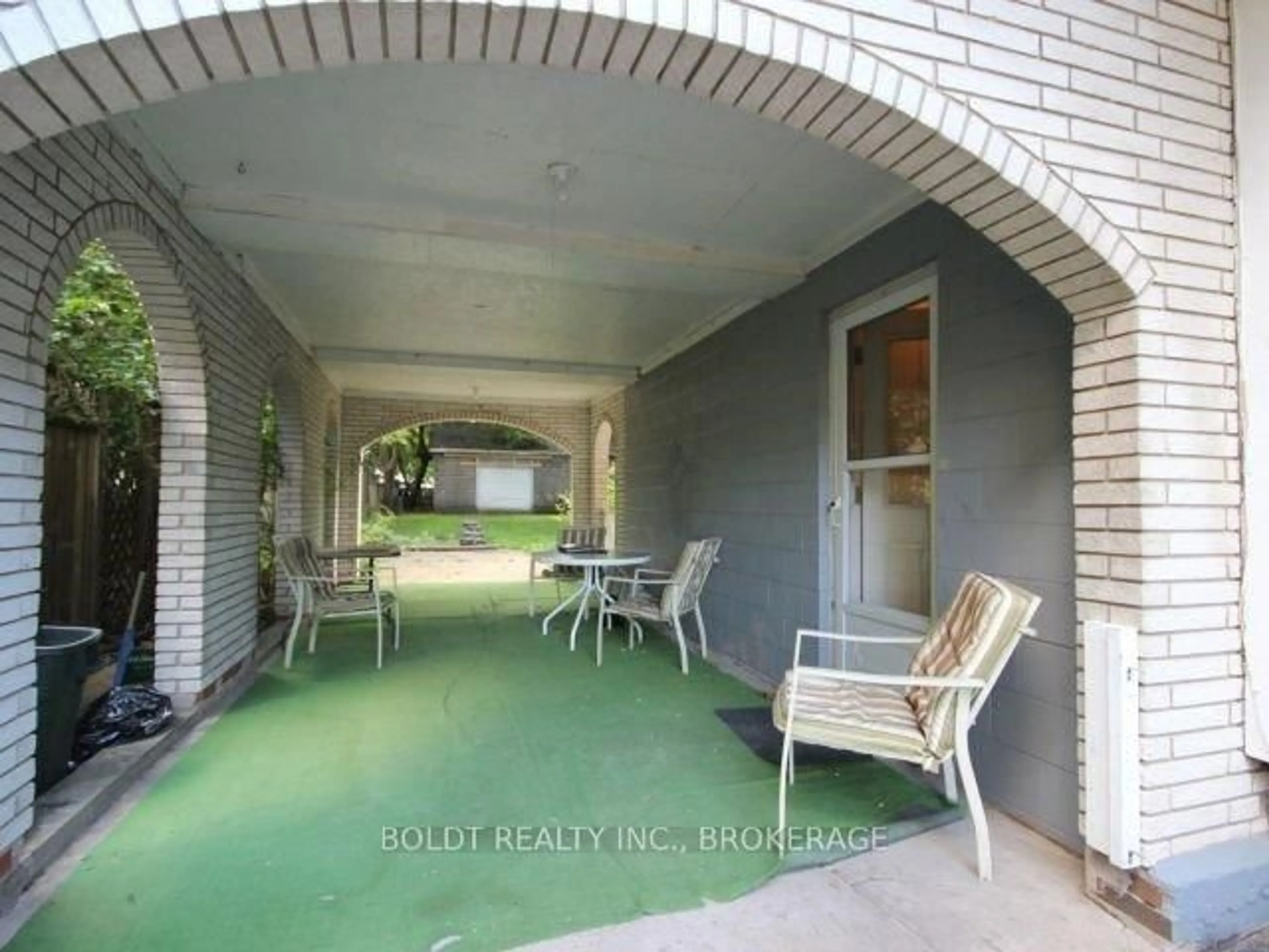 Patio, street for 63 Permilla St, St. Catharines Ontario L2S 2G4