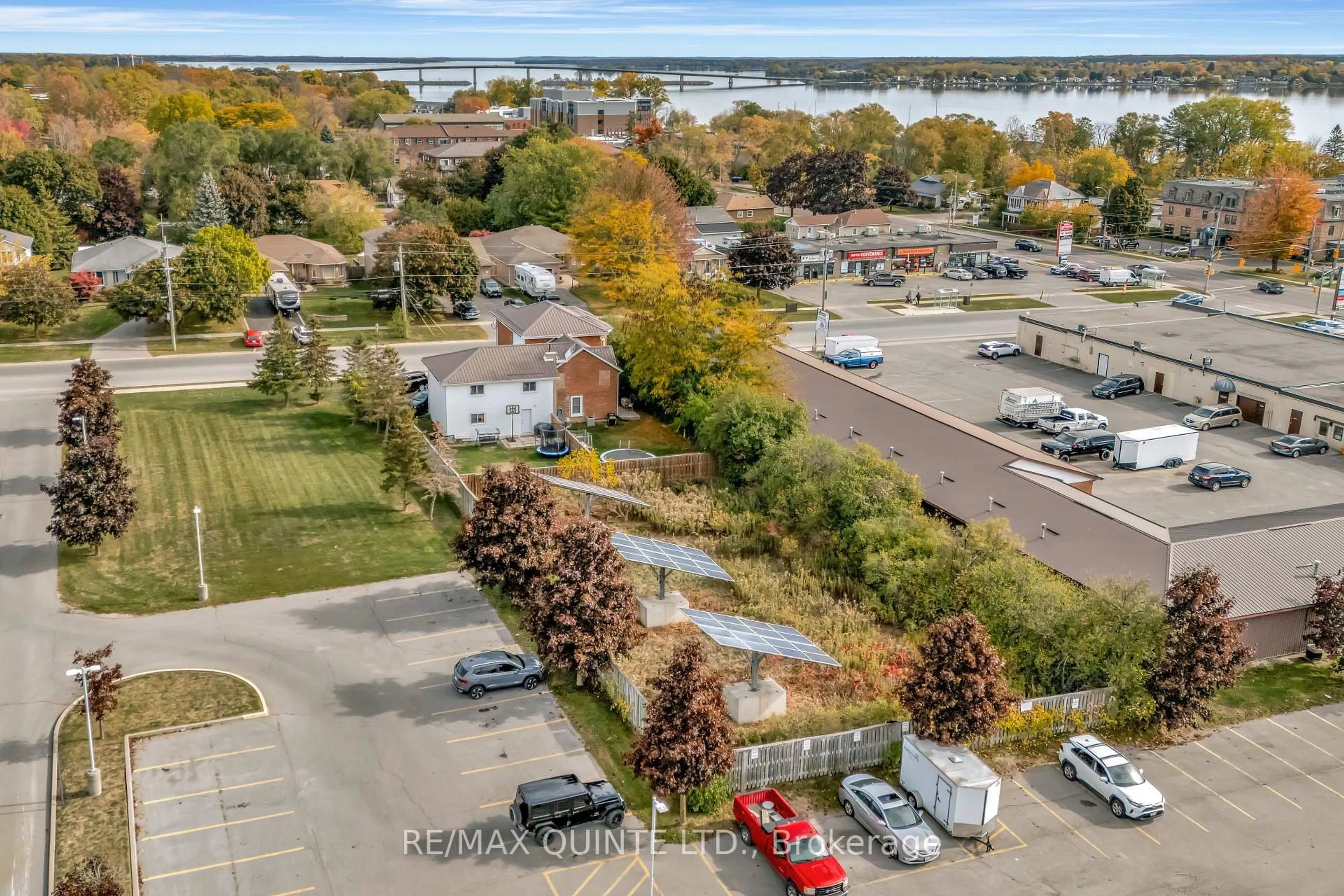 A pic from outside/outdoor area/front of a property/back of a property/a pic from drone, water/lake/river/ocean view for 58 Avondale Rd, Belleville Ontario K8P 4G3