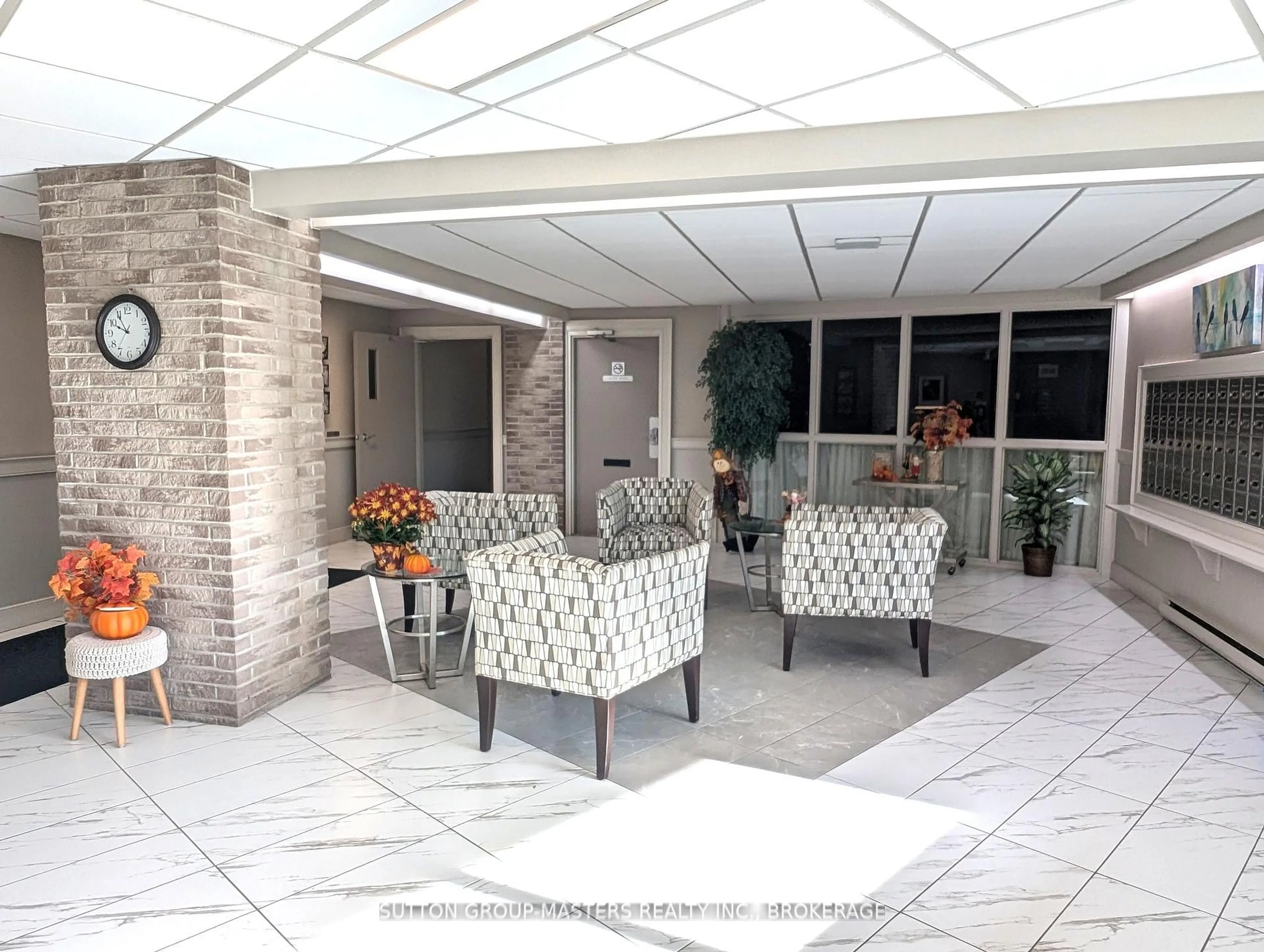 Lobby for 334 Queen Mary Rd #404, Kingston Ontario K7M 7E7