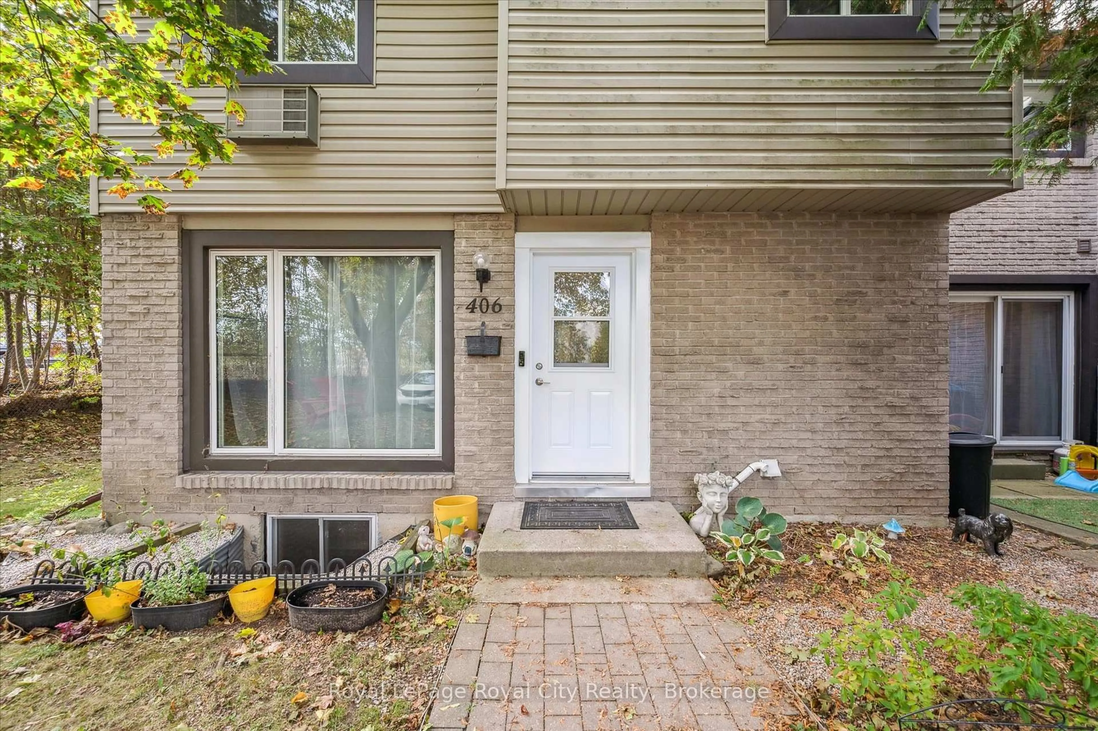 Unknown for 406 Scottsdale Dr, Guelph Ontario N1G 2Z8