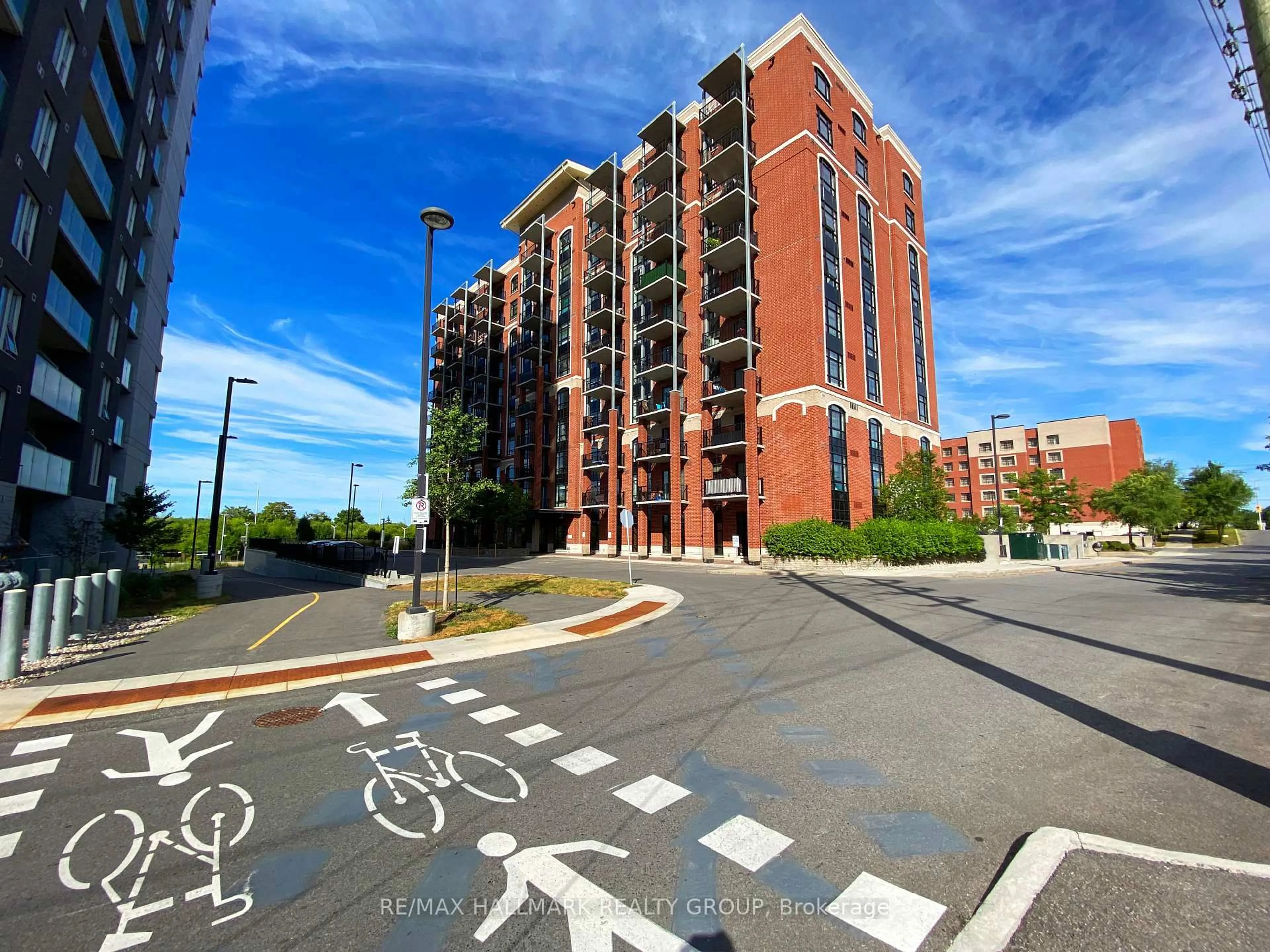 Unknown for 555 Anand Private #208, Ottawa Ontario K1V 2R7