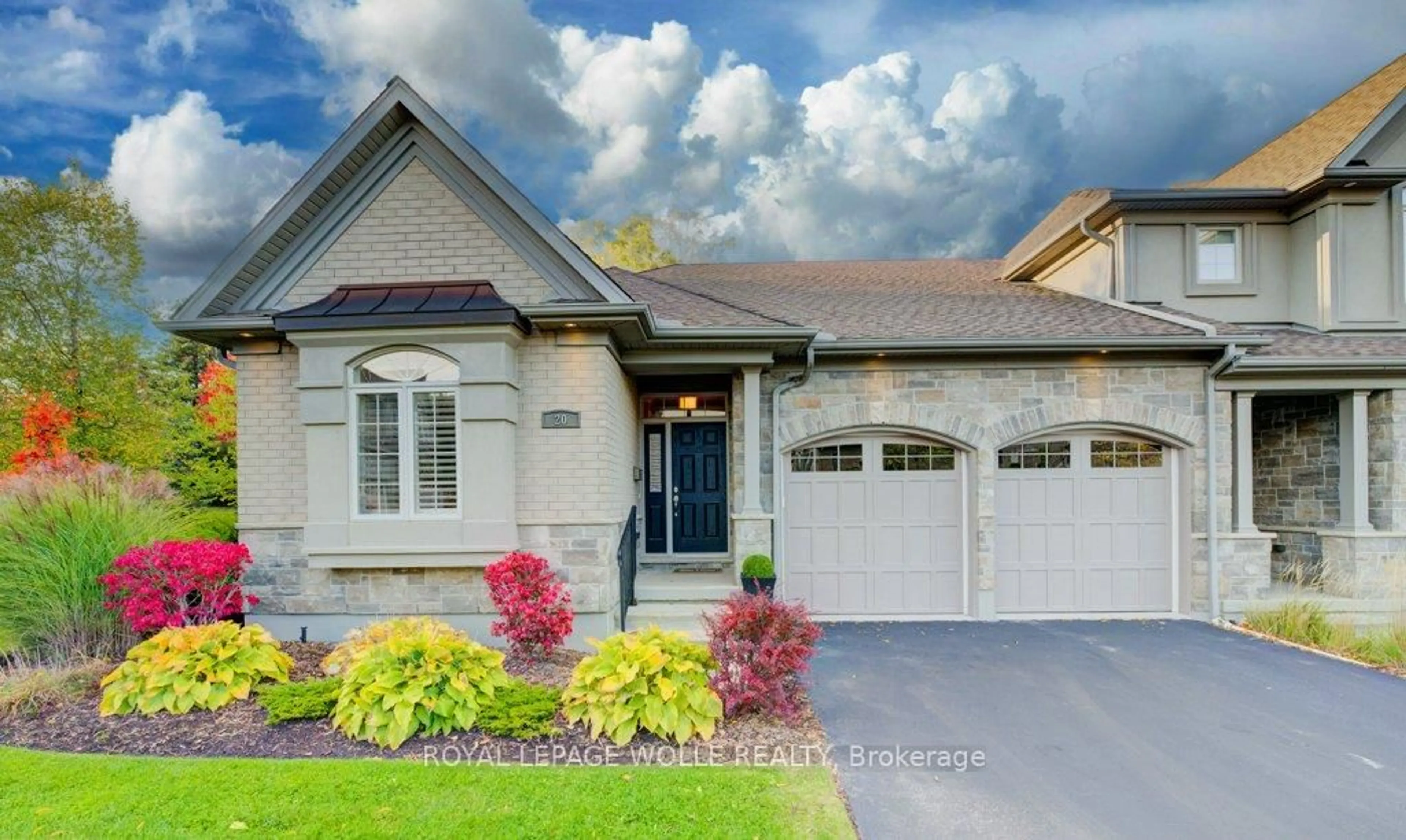Home with brick exterior material, street for 435 Winchester Dr, Waterloo Ontario N2T 0B7
