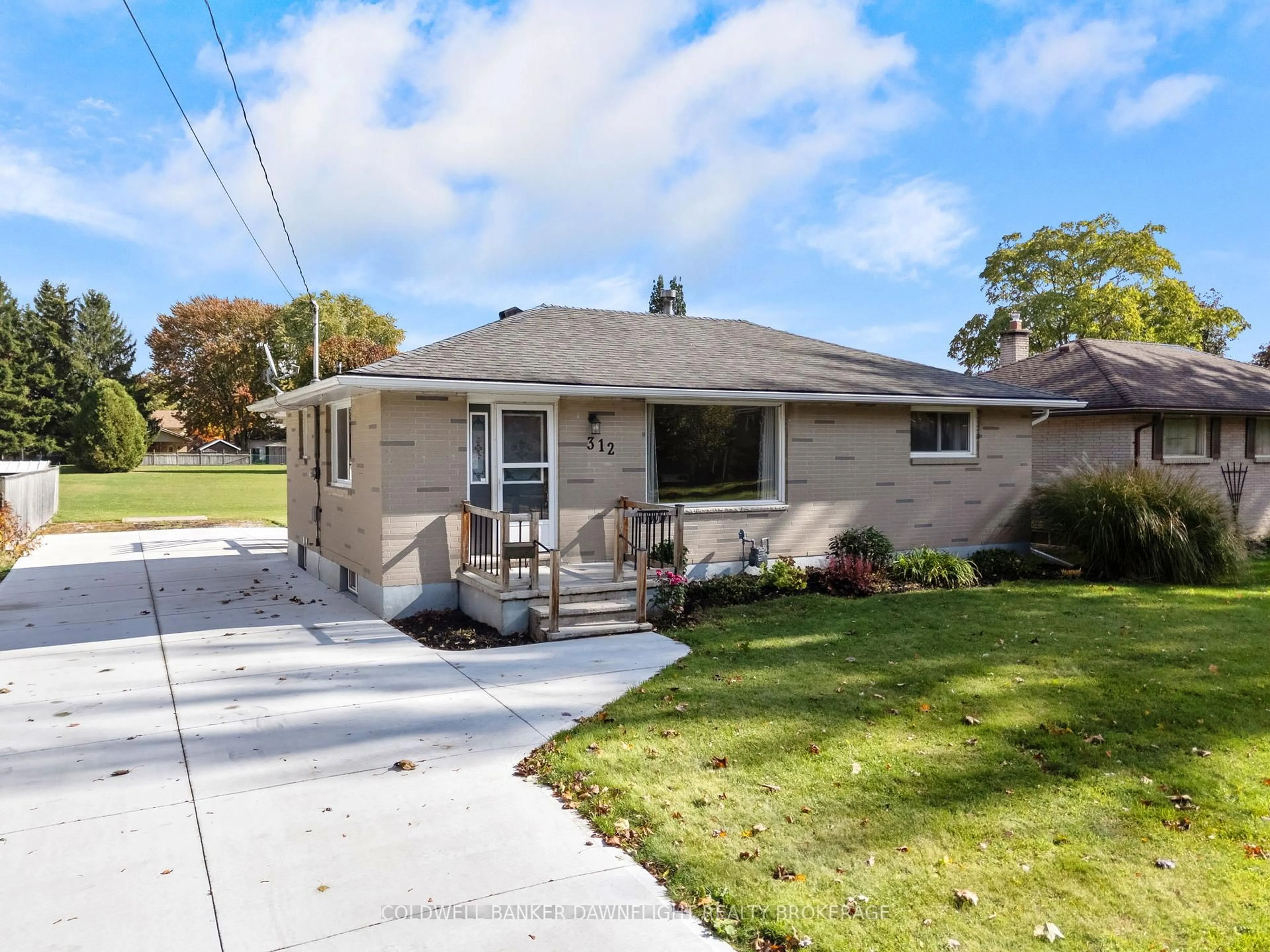 Unknown for 312 Marlborough St, South Huron Ontario N0M 1S2