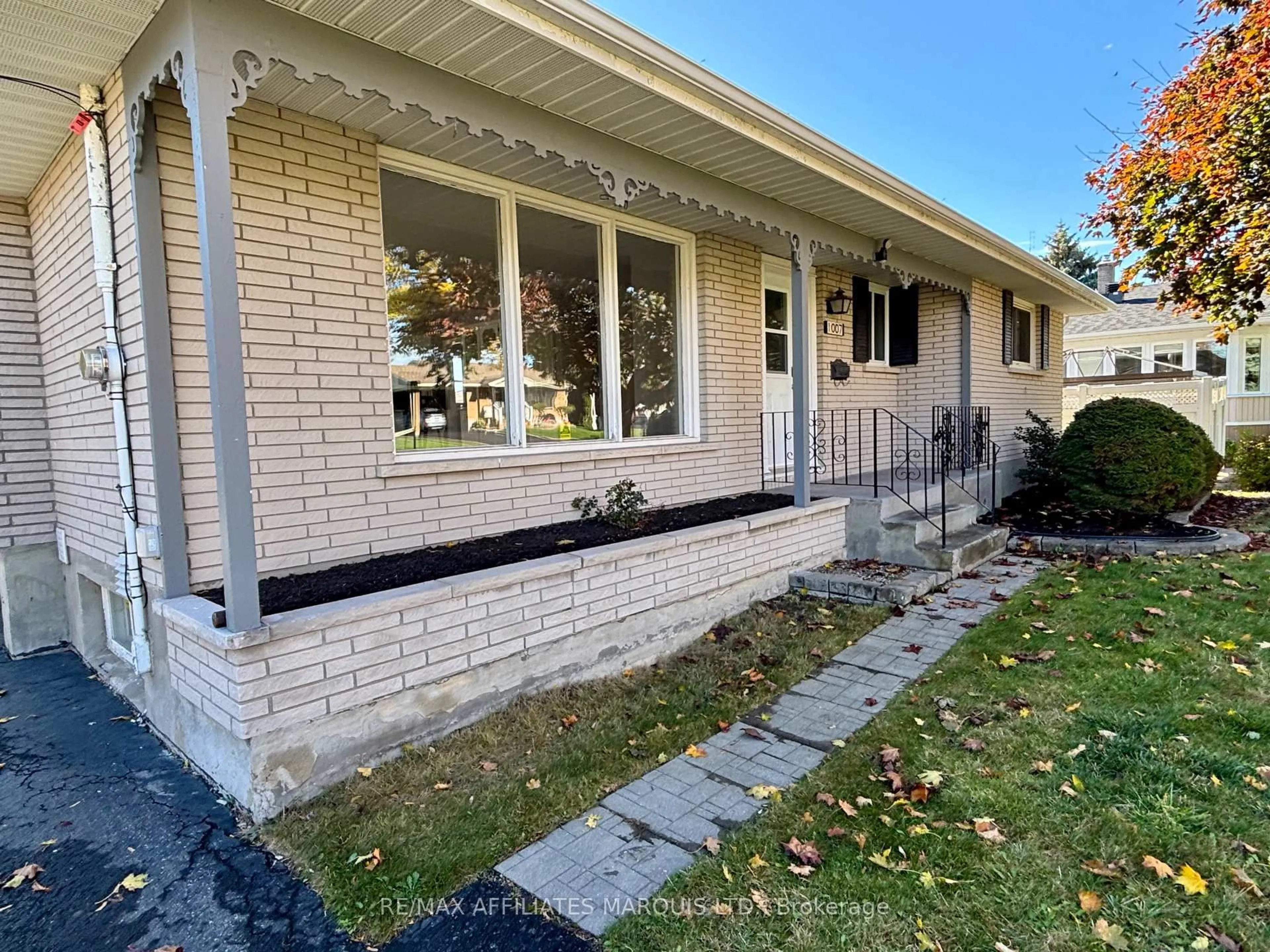 Unknown for 1007 Lasalle Rd, Cornwall Ontario K6H 2W2