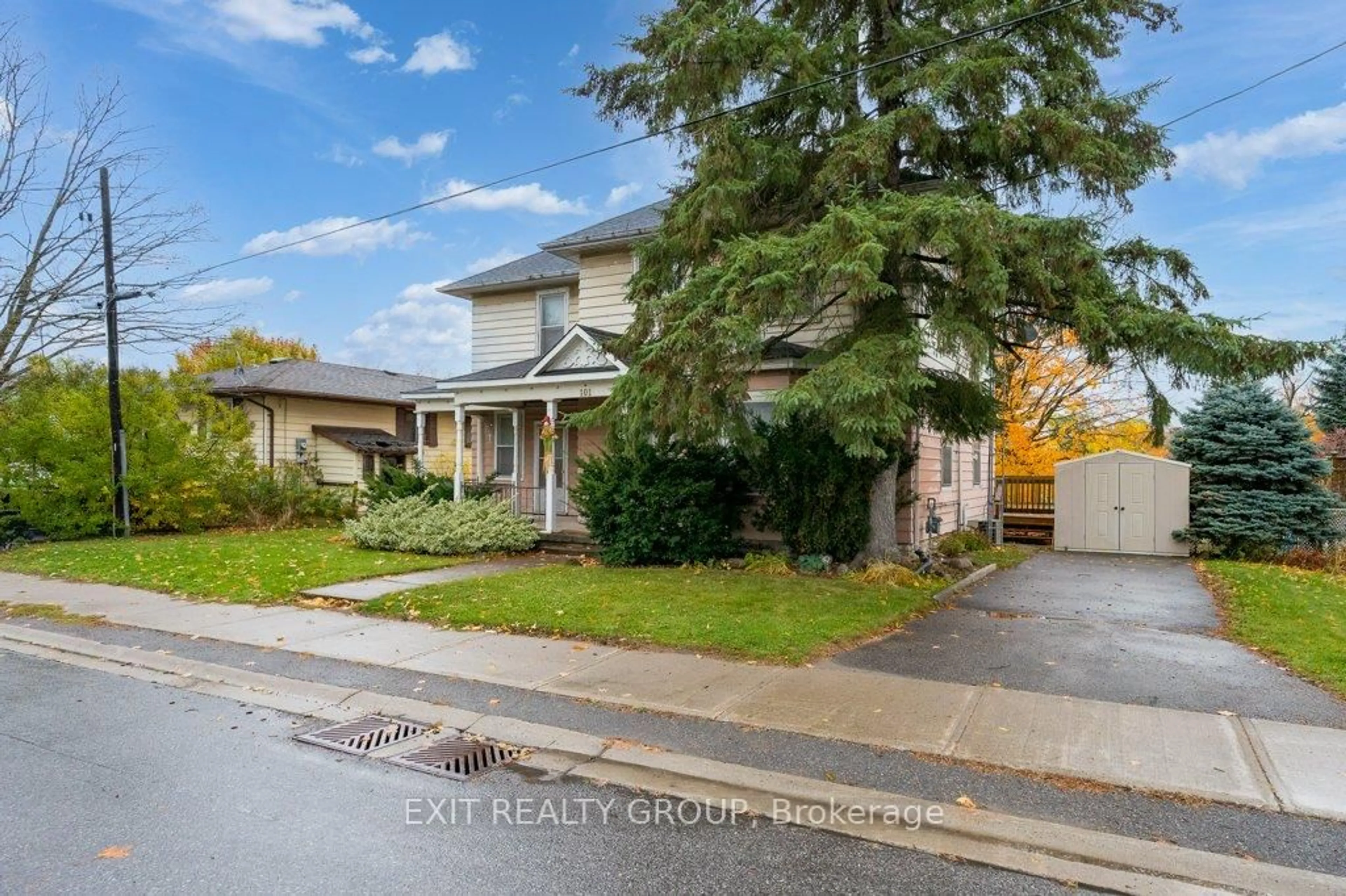 Unknown for 101 River St, Tweed Ontario K0K 3J0