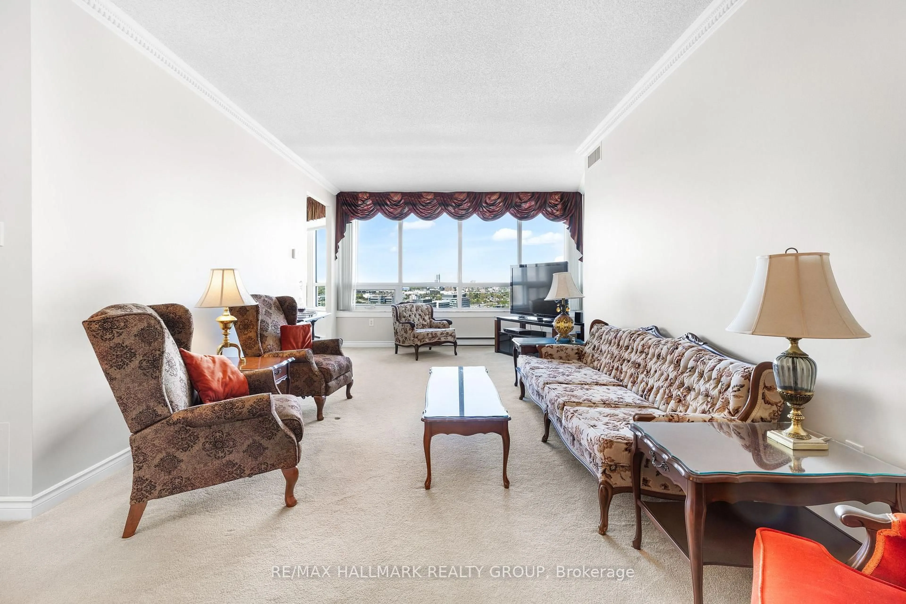 Unknown for 1480 Riverside Dr #2403, Ottawa Ontario K1G 5H2