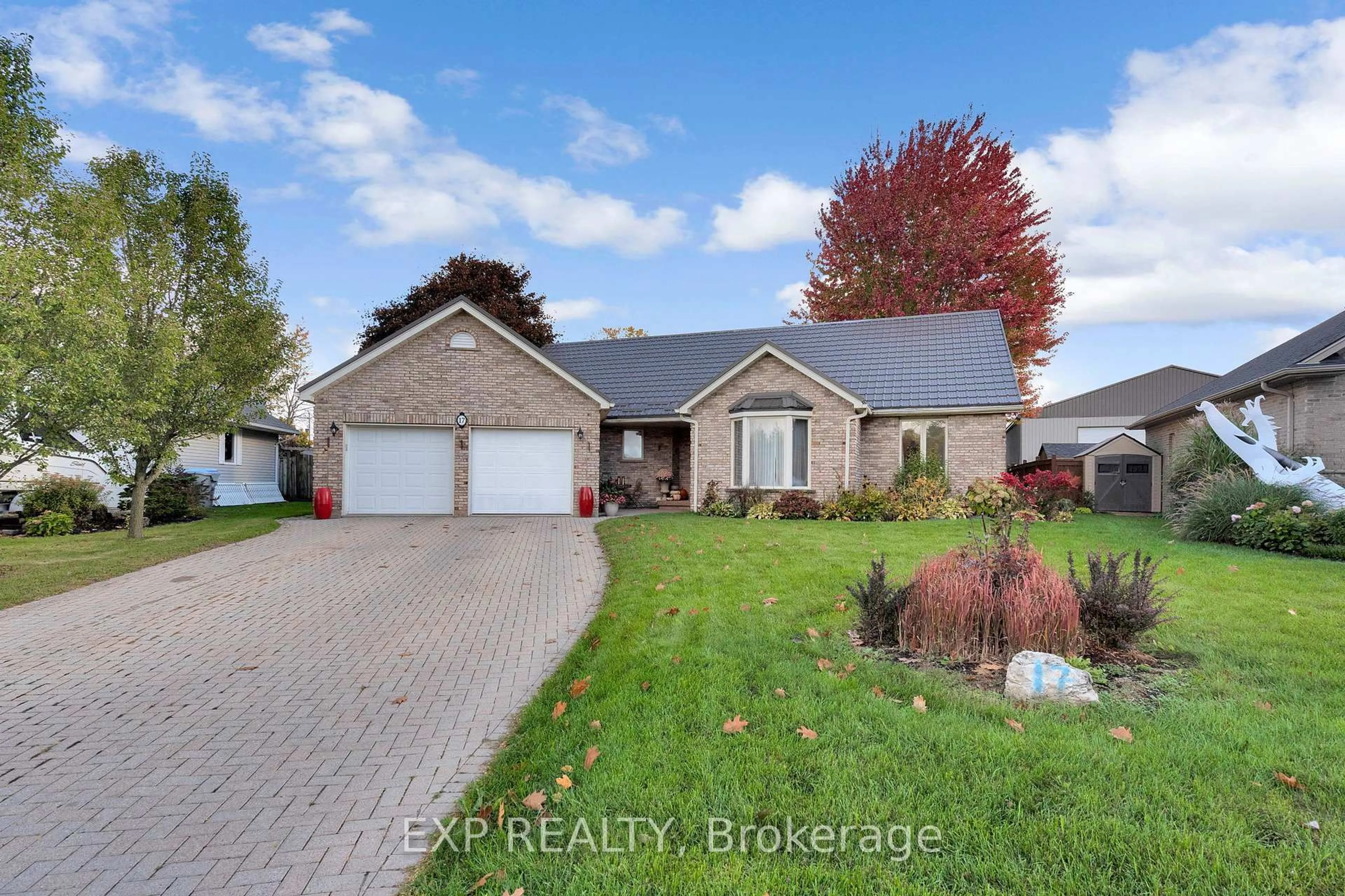 Unknown for 17 Abbey Lane, South Huron Ontario N0M 1S1