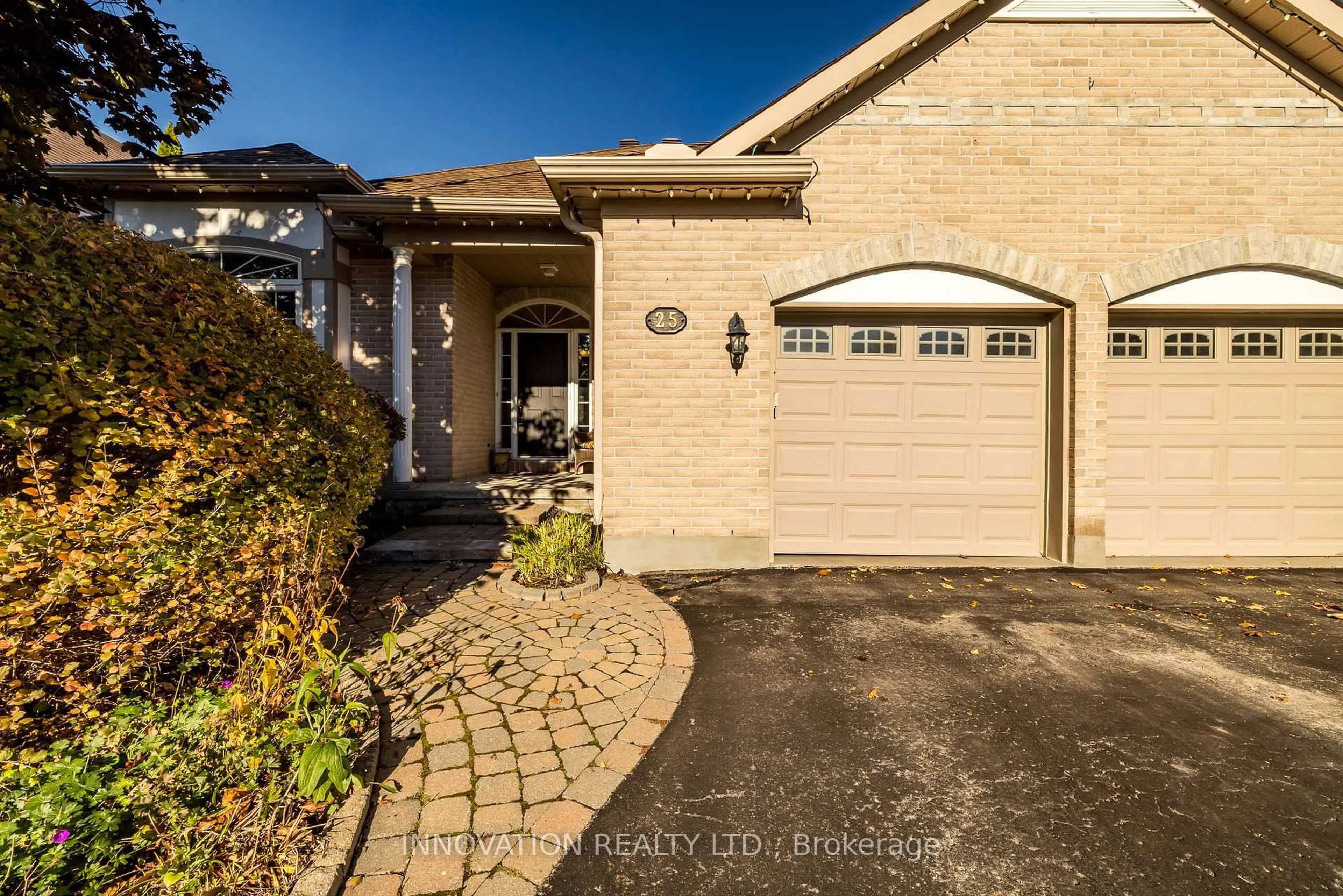 Home with brick exterior material, street for 25 Kyle Ave, Stittsville Ontario K2S 1G9