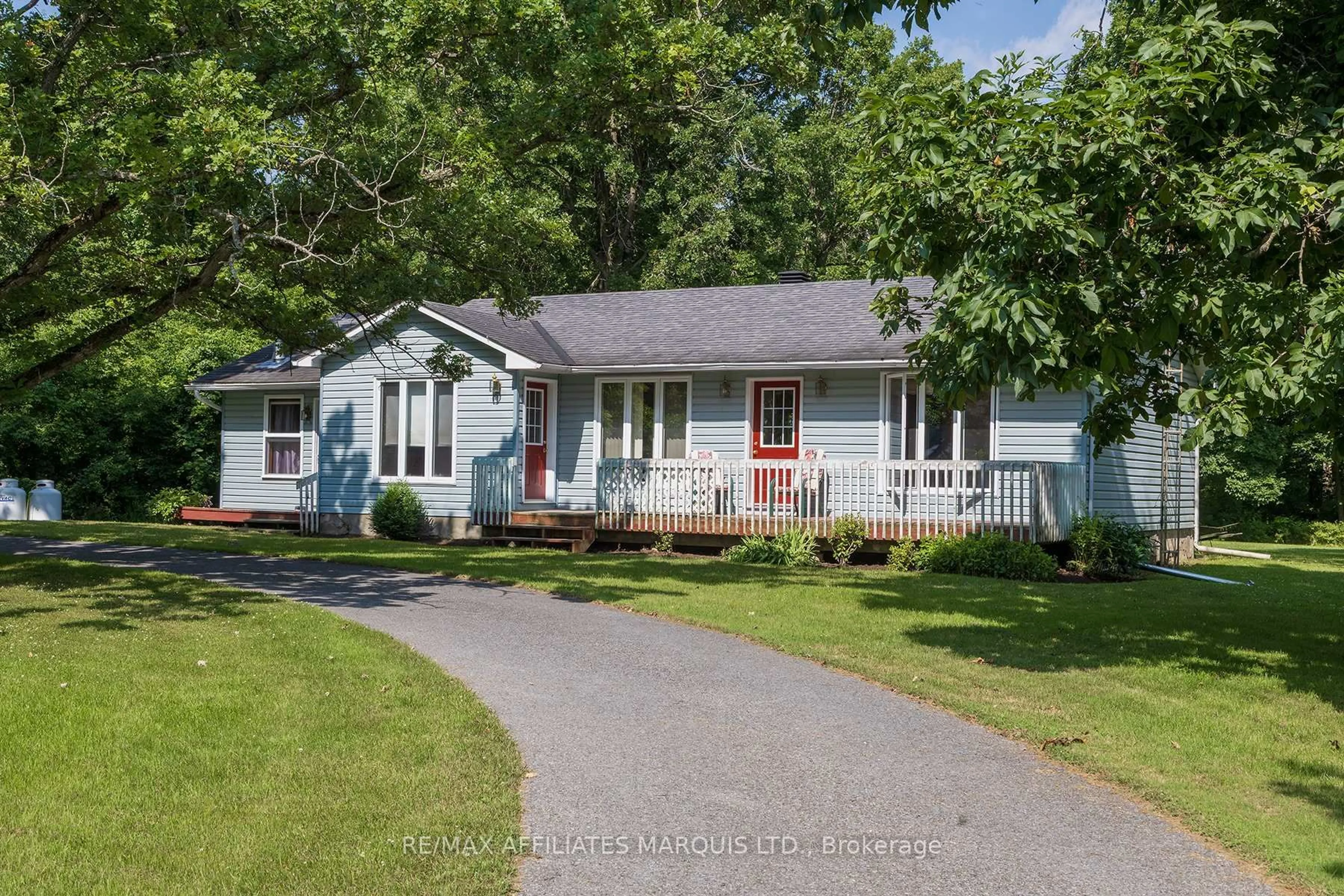 Home with vinyl exterior material, street for 13902 Willbruck Dr, South Dundas Ontario K0C 1X0