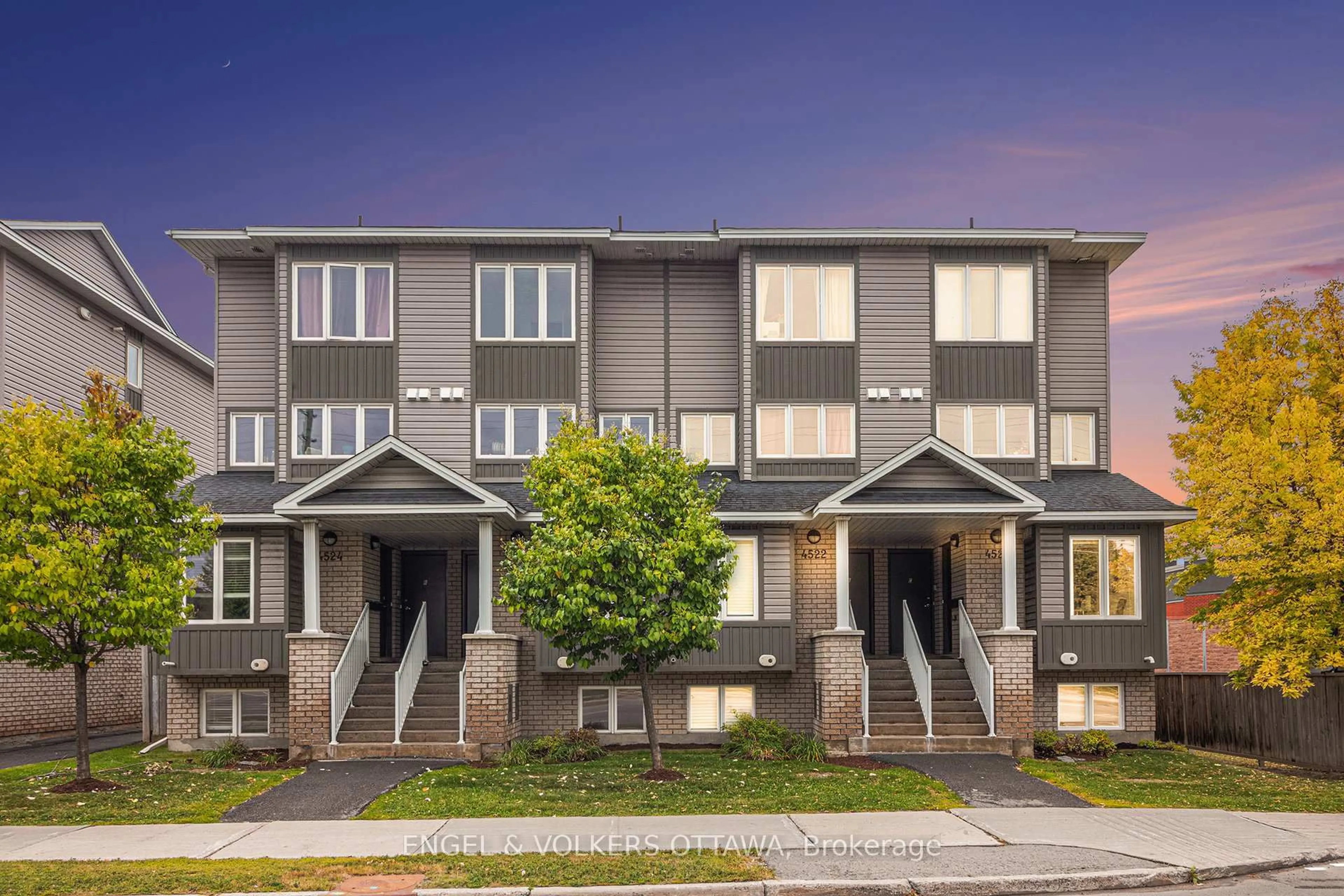 Home with vinyl exterior material, street for 4522 Innes Rd #D, Ottawa Ontario K4A 0X5