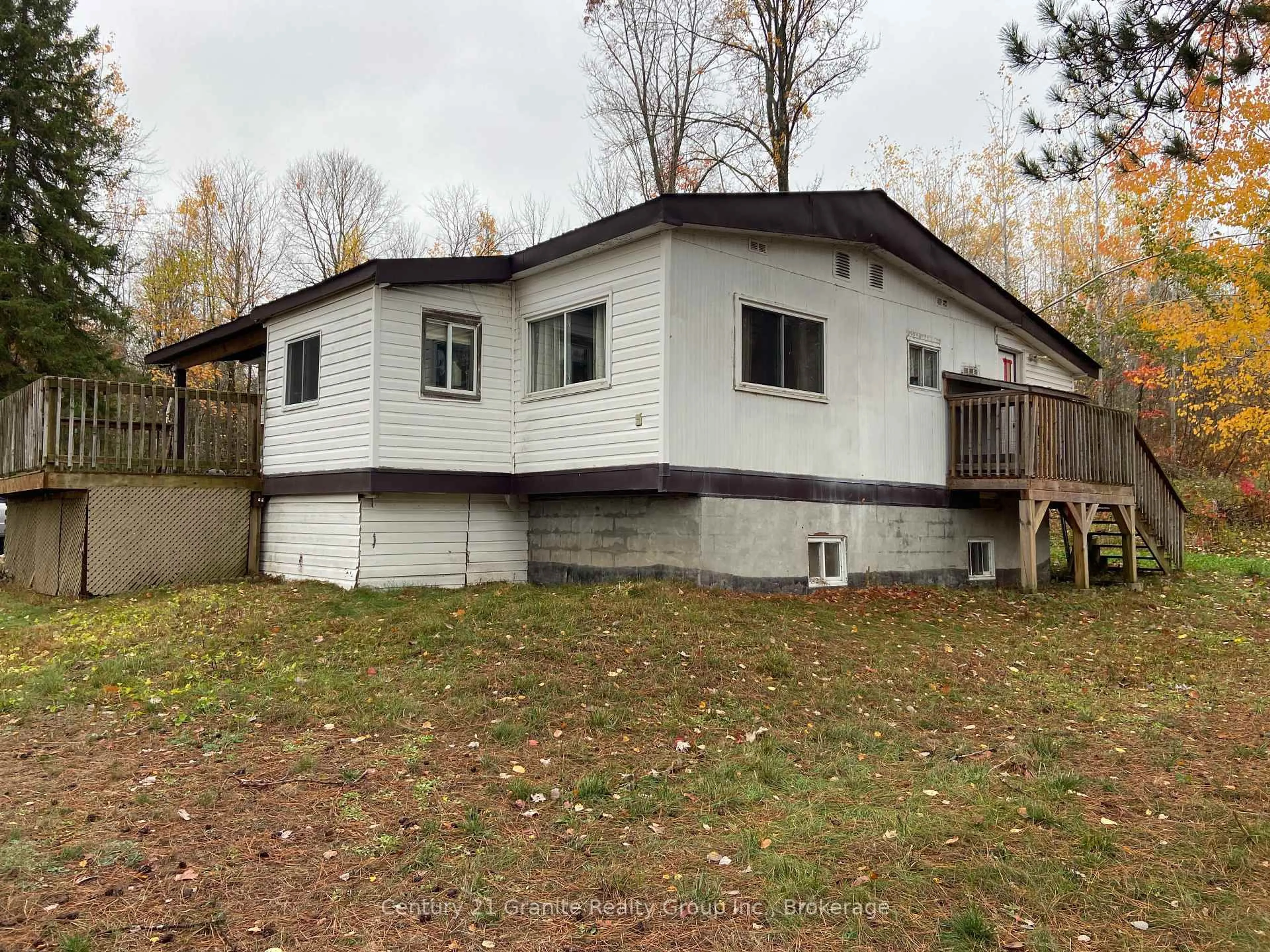 Home with vinyl exterior material, building for 1046 Lutterworth Pines Rd, Minden Hills Ontario K0M 2K0