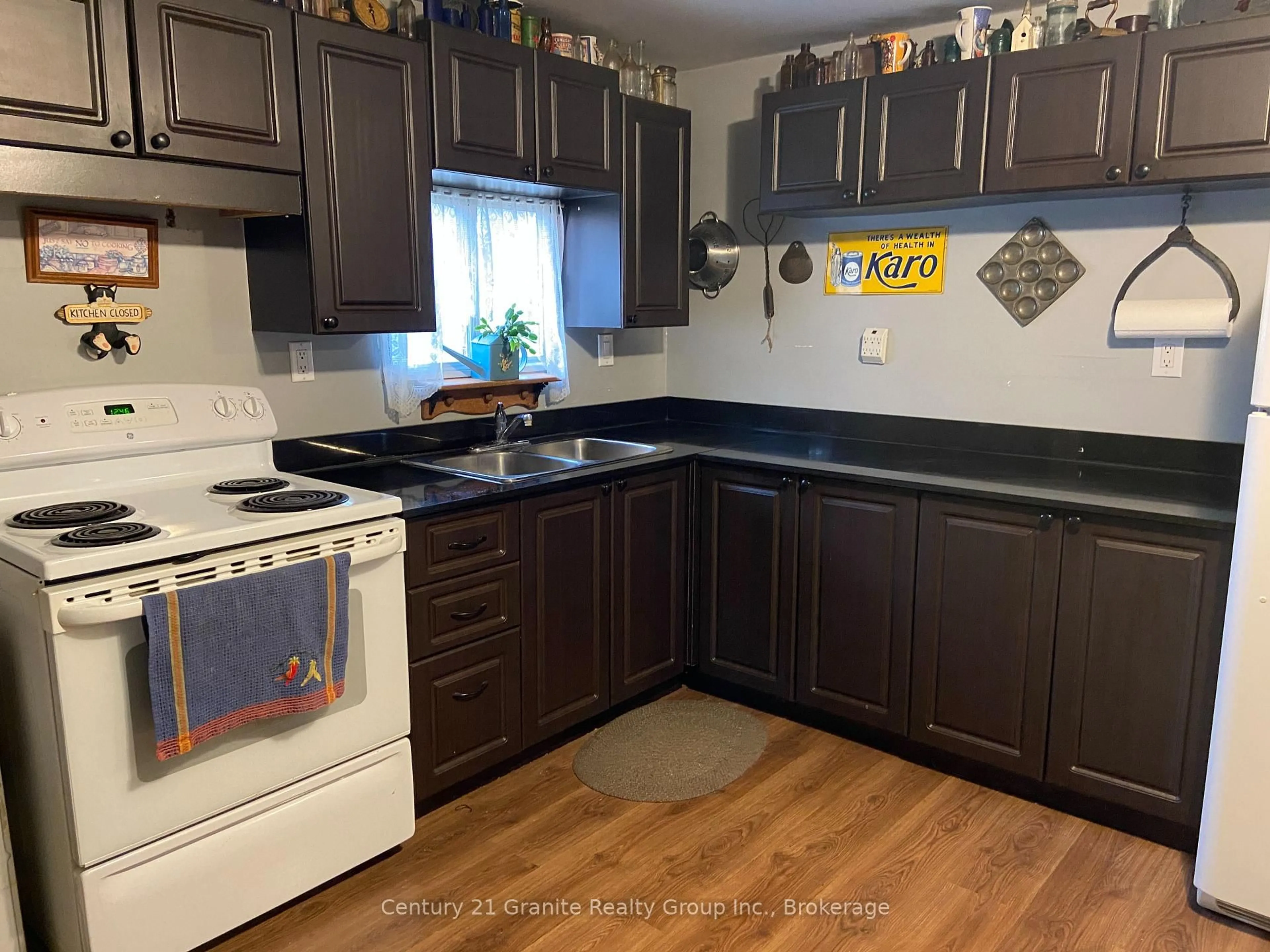 Standard kitchen, unknown for 1046 Lutterworth Pines Rd, Minden Hills Ontario K0M 2K0