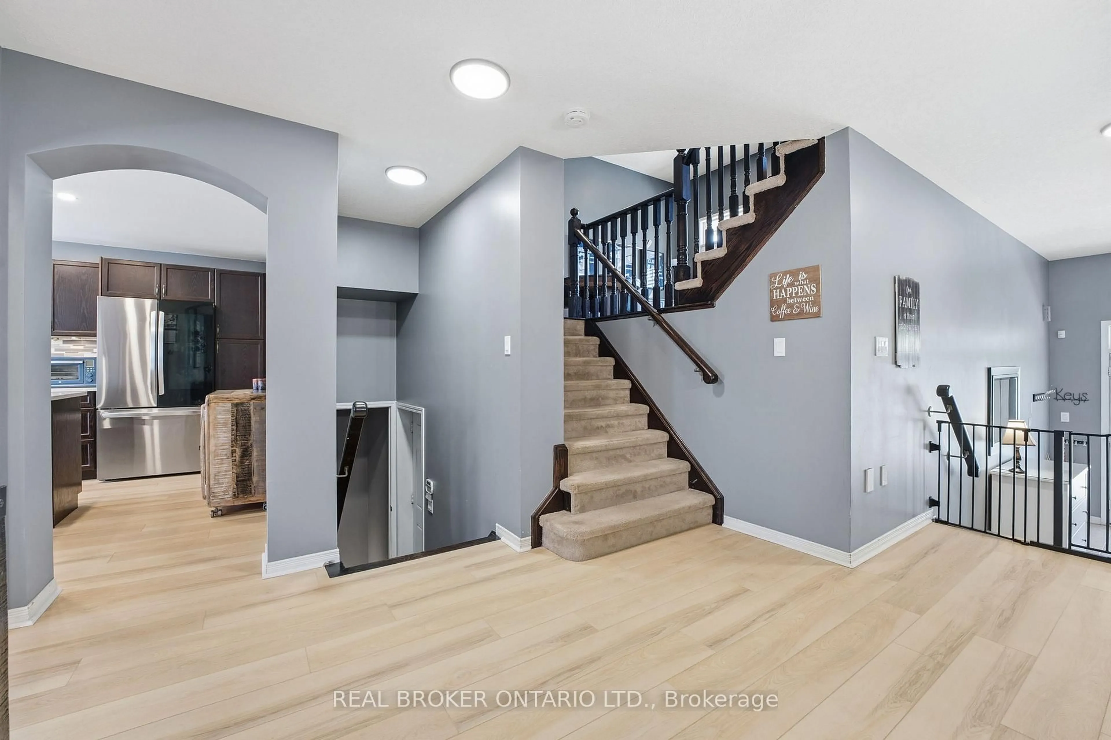 Unknown for 25 Merritt Lane, Brantford Ontario N3T 0E9