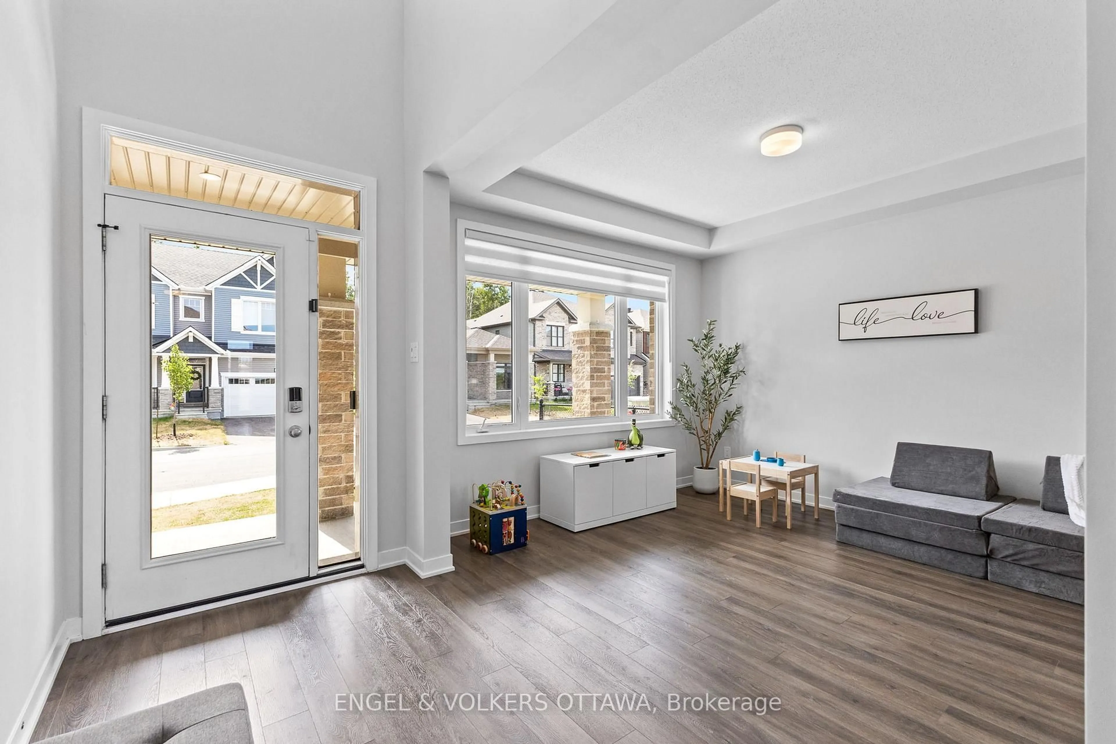 Unknown for 119 Green Ash Ave, Richmond Ontario K0A 2Z0