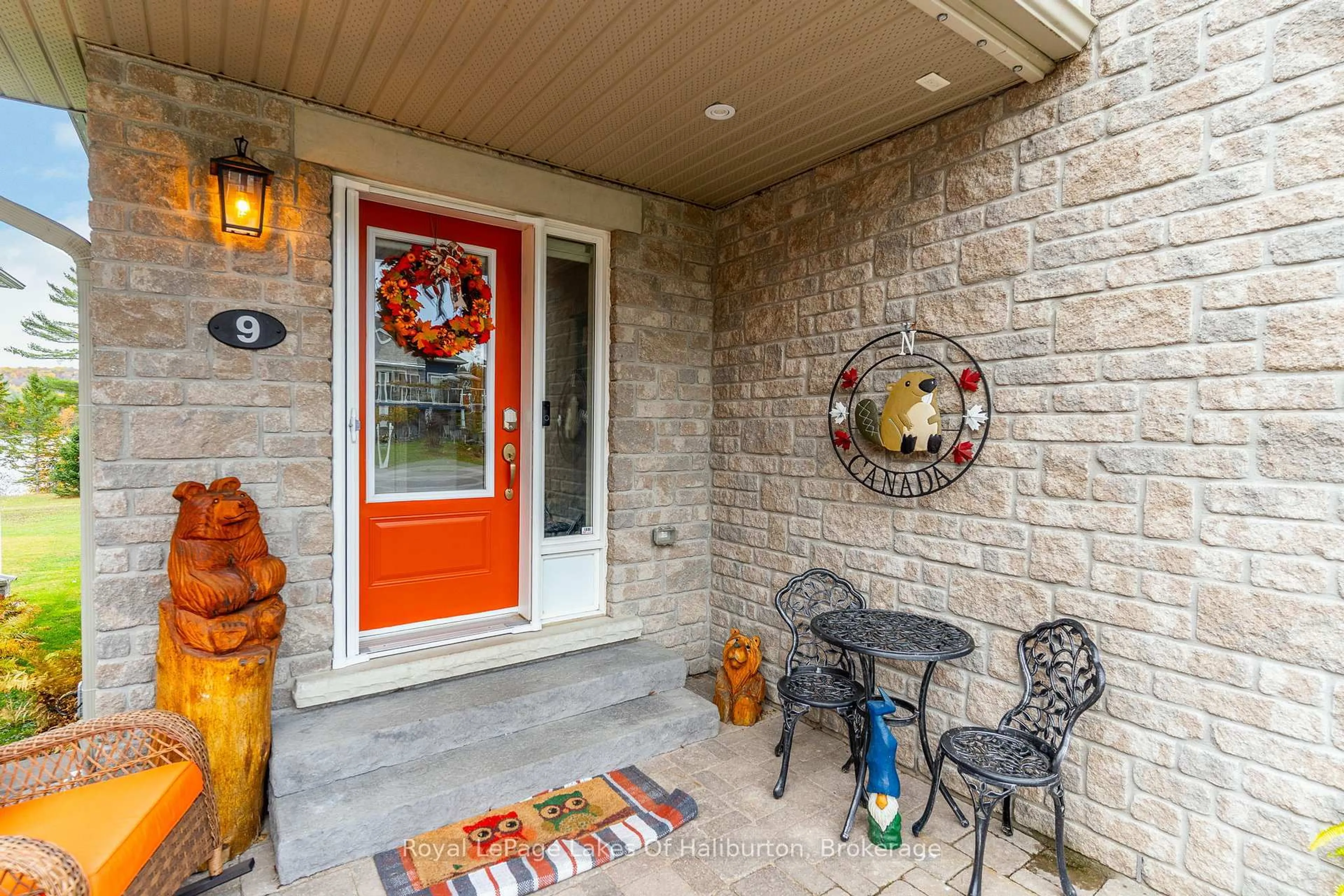 Indoor entryway for 9 Webb Circ, Dysart et al Ontario K0M 1S0