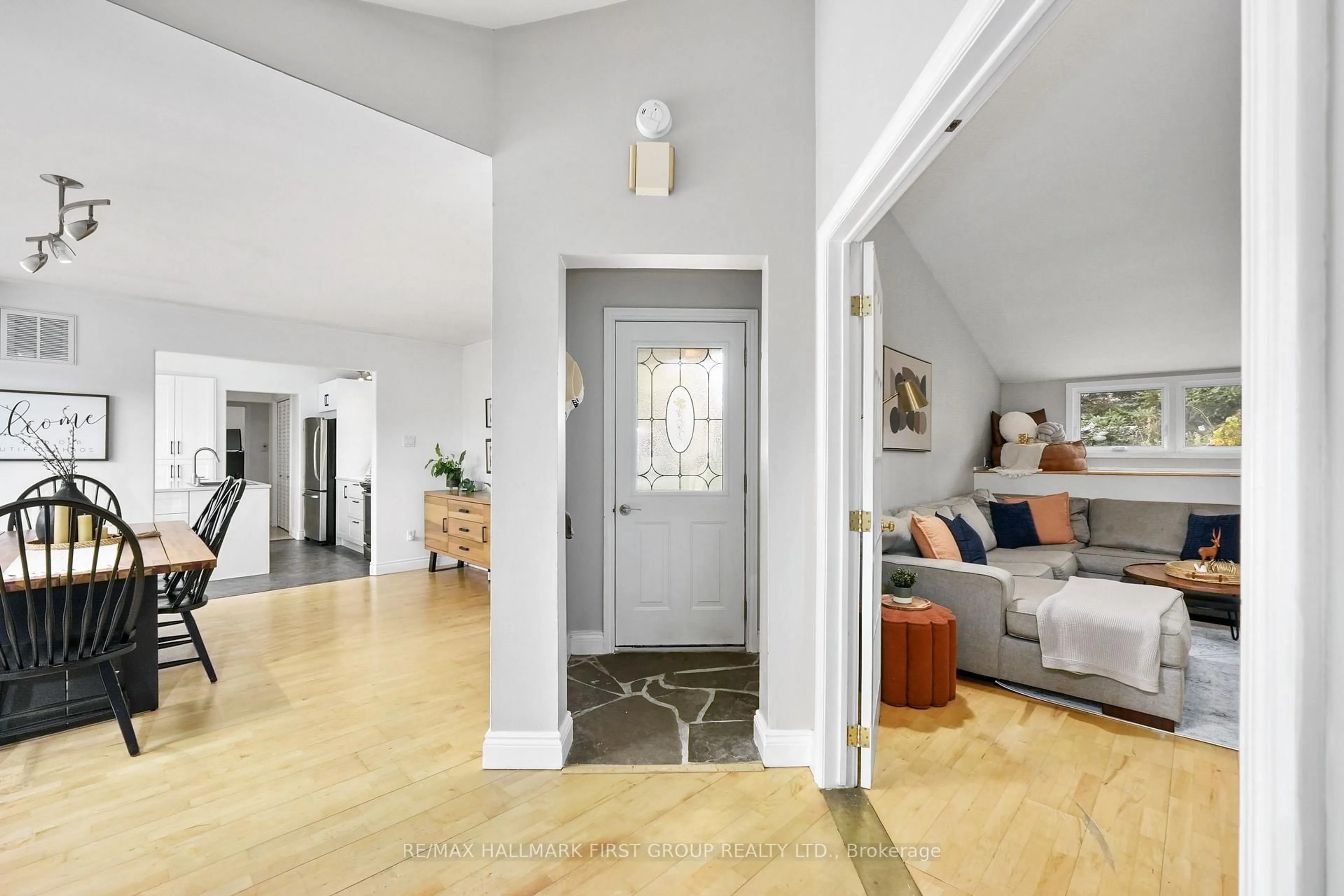 Indoor entryway for 27 Maidens Mill Rd, Trent Hills Ontario K0K 3K0
