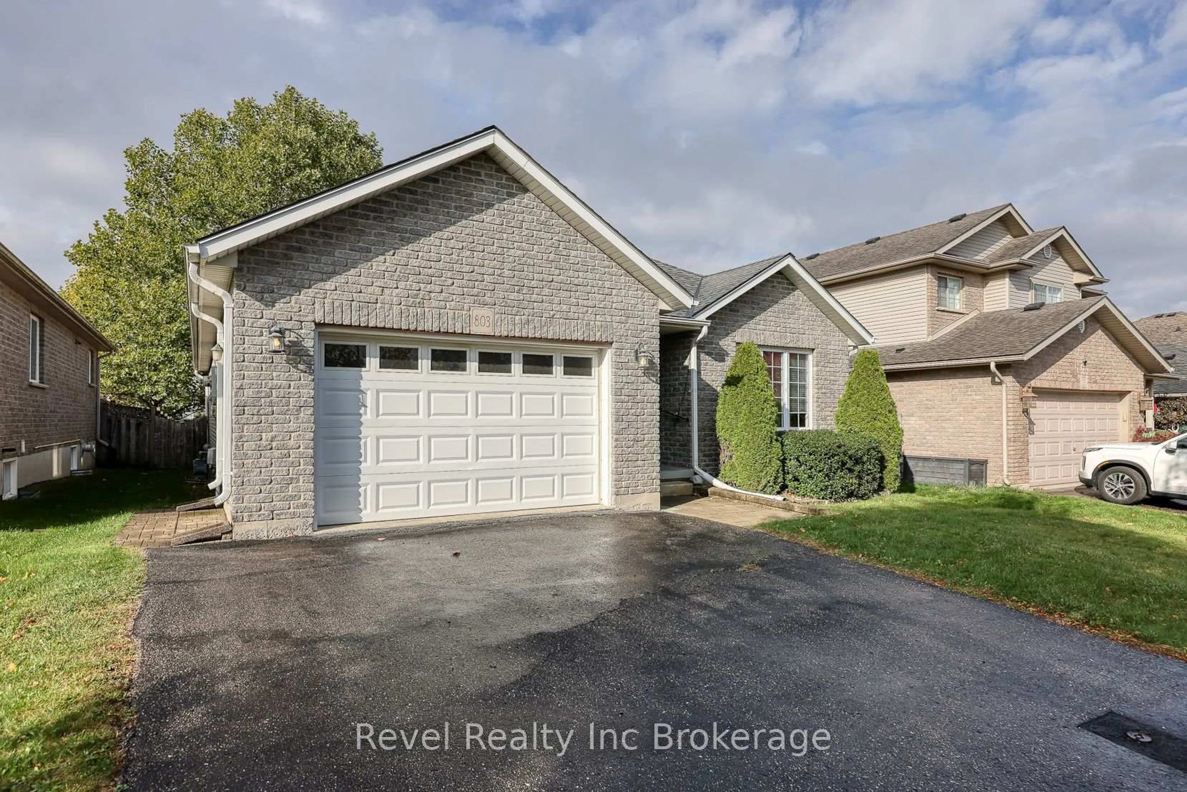 Unknown for 803 Stonegate Dr, Woodstock Ontario N4V 1H6