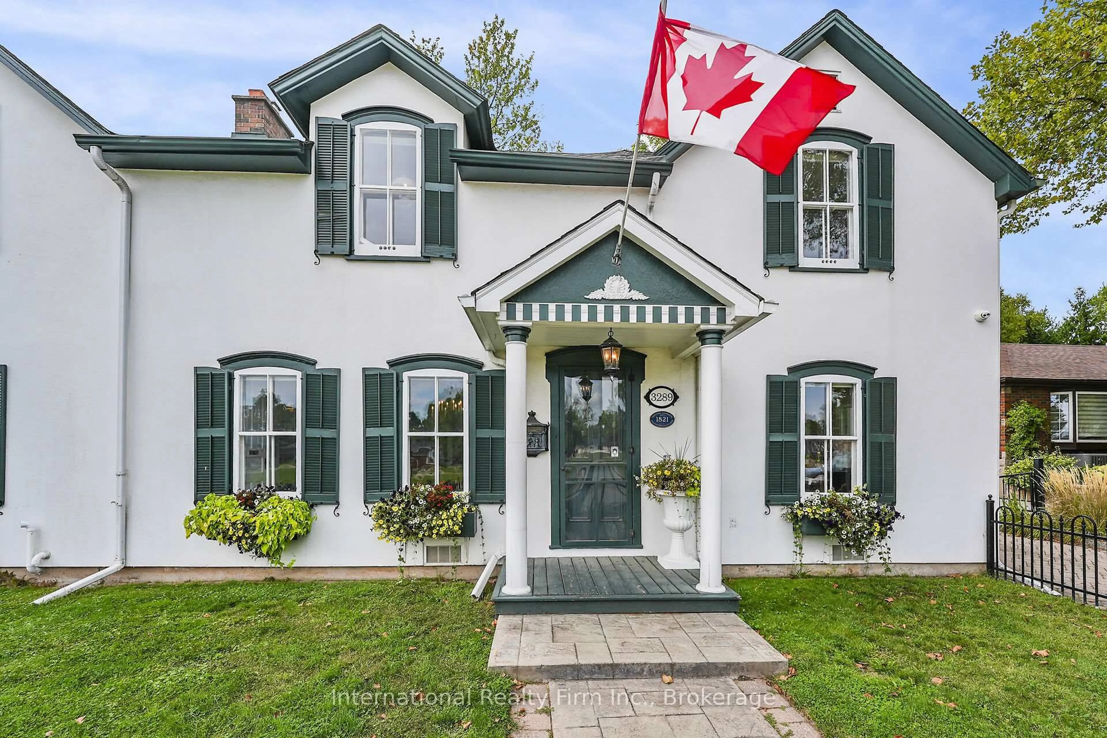 Unknown for 3289 Saint Paul Ave, Niagara Falls Ontario L2J 2M2