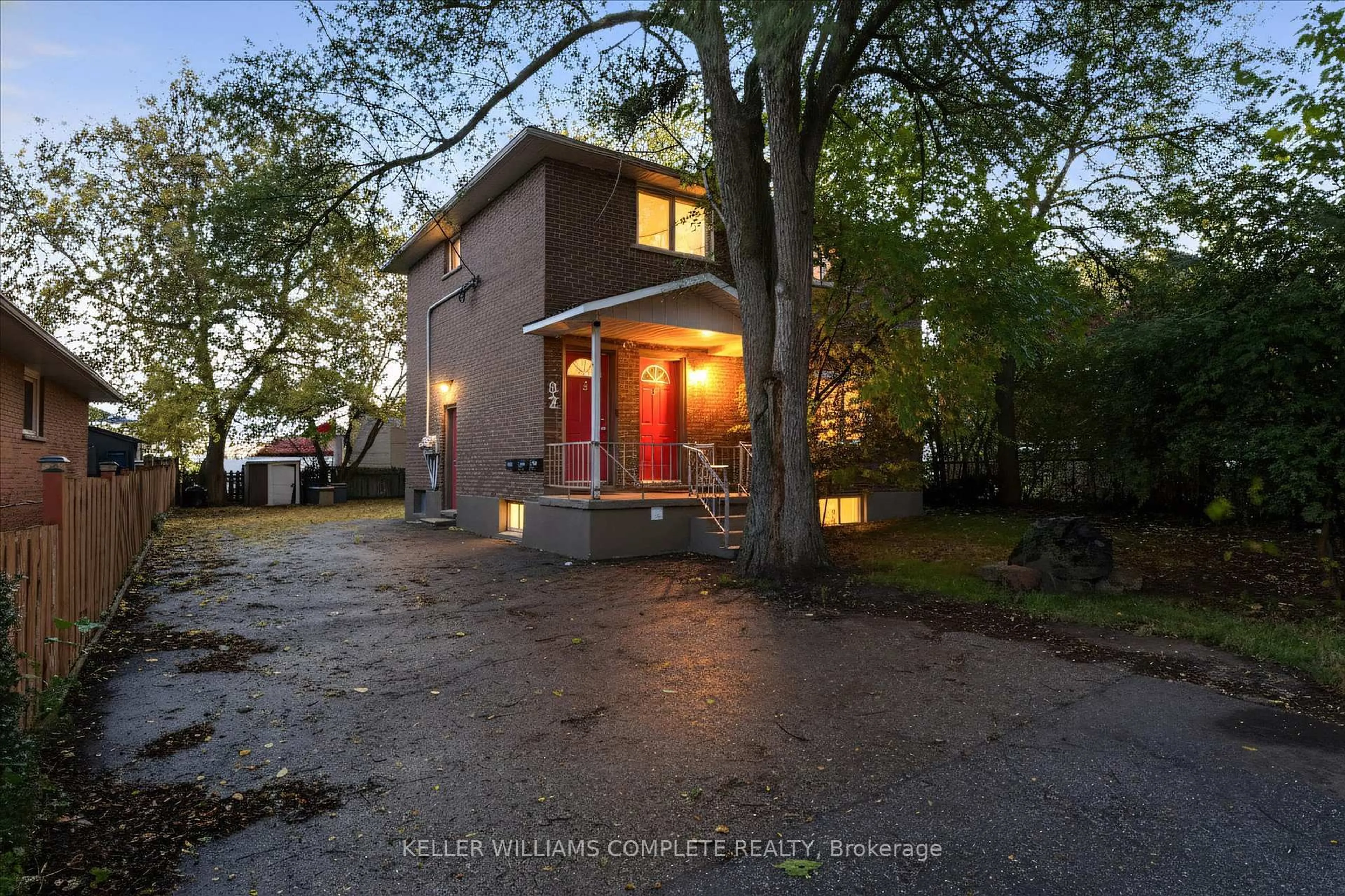 Home with brick exterior material, street for 62 Bond St, Kitchener Ontario N2H 4S5