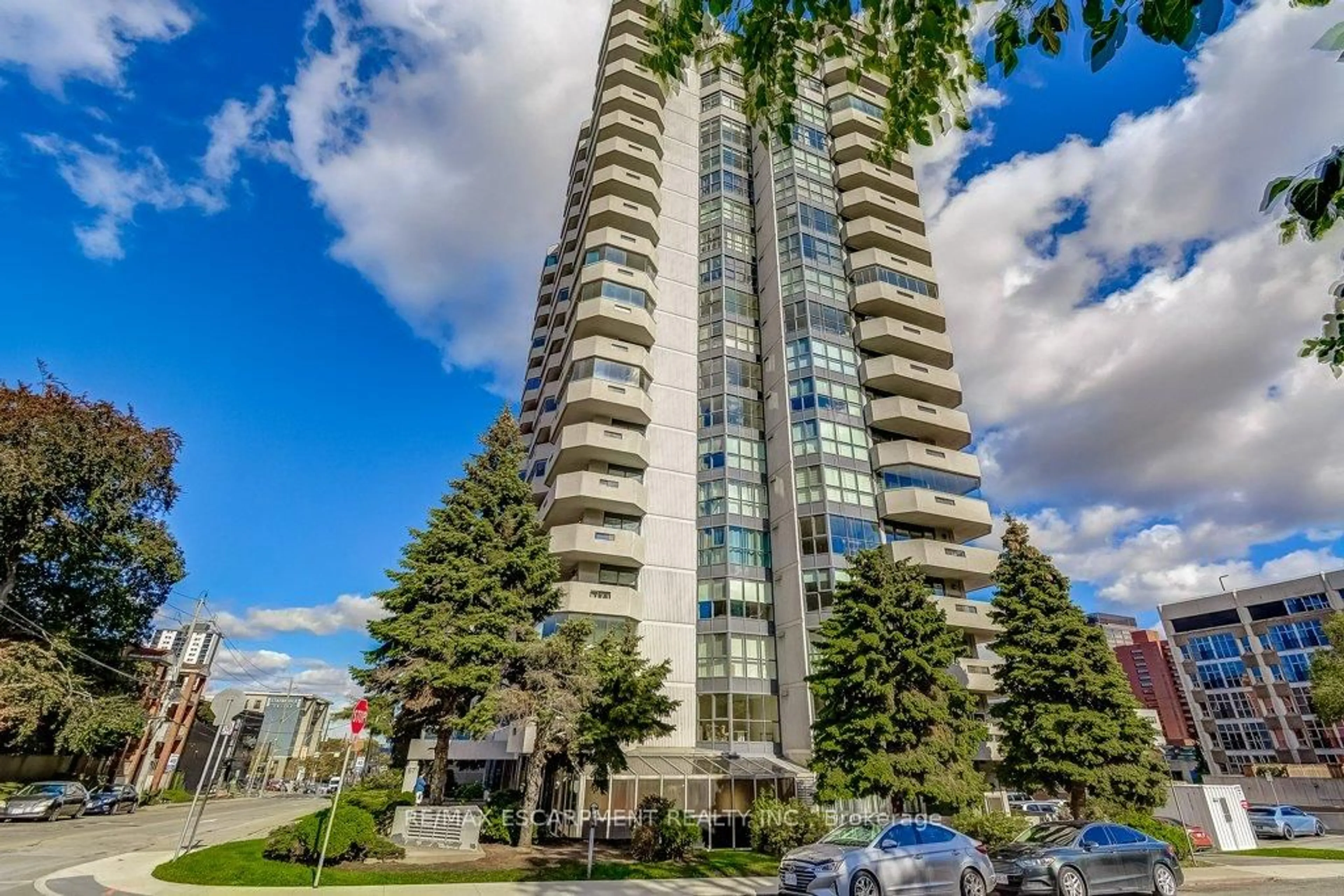 Unknown for 67 CAROLINE St #9D, Hamilton Ontario L8P 3K8