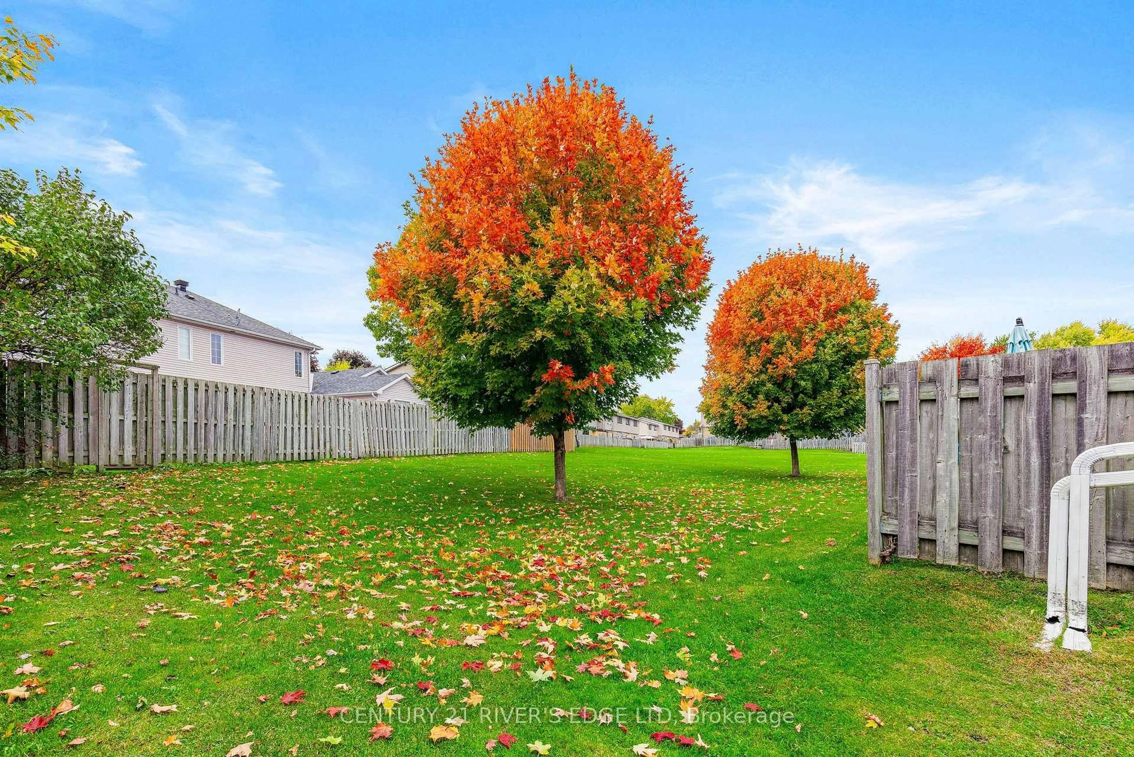 A pic from outside/outdoor area/front of a property/back of a property/a pic from drone, forest/trees view for 1201 Millwood Ave #95, Brockville Ontario K6V 6J4