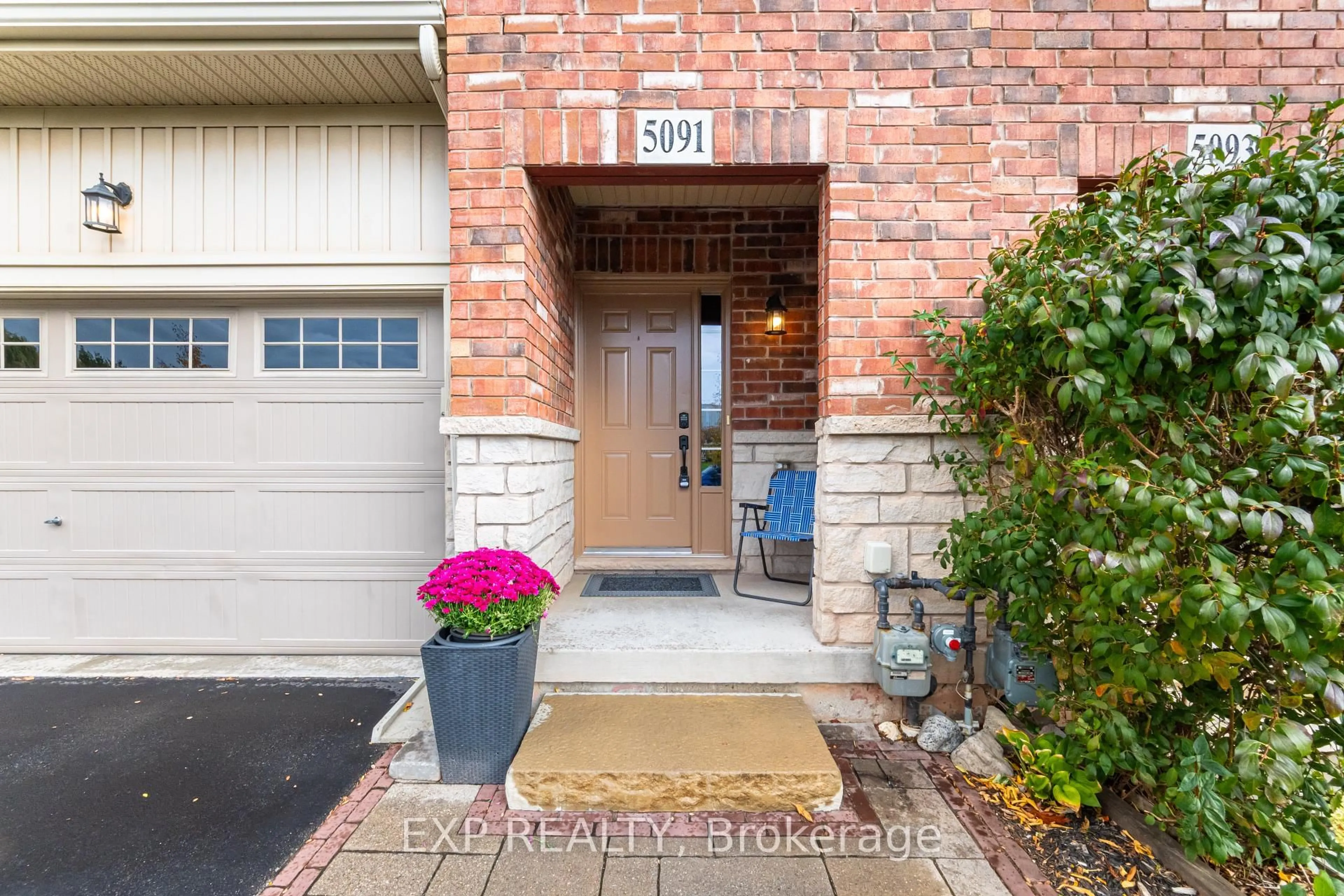 Indoor entryway for 5091 Alyssa Dr, Lincoln Ontario L0R 1B2