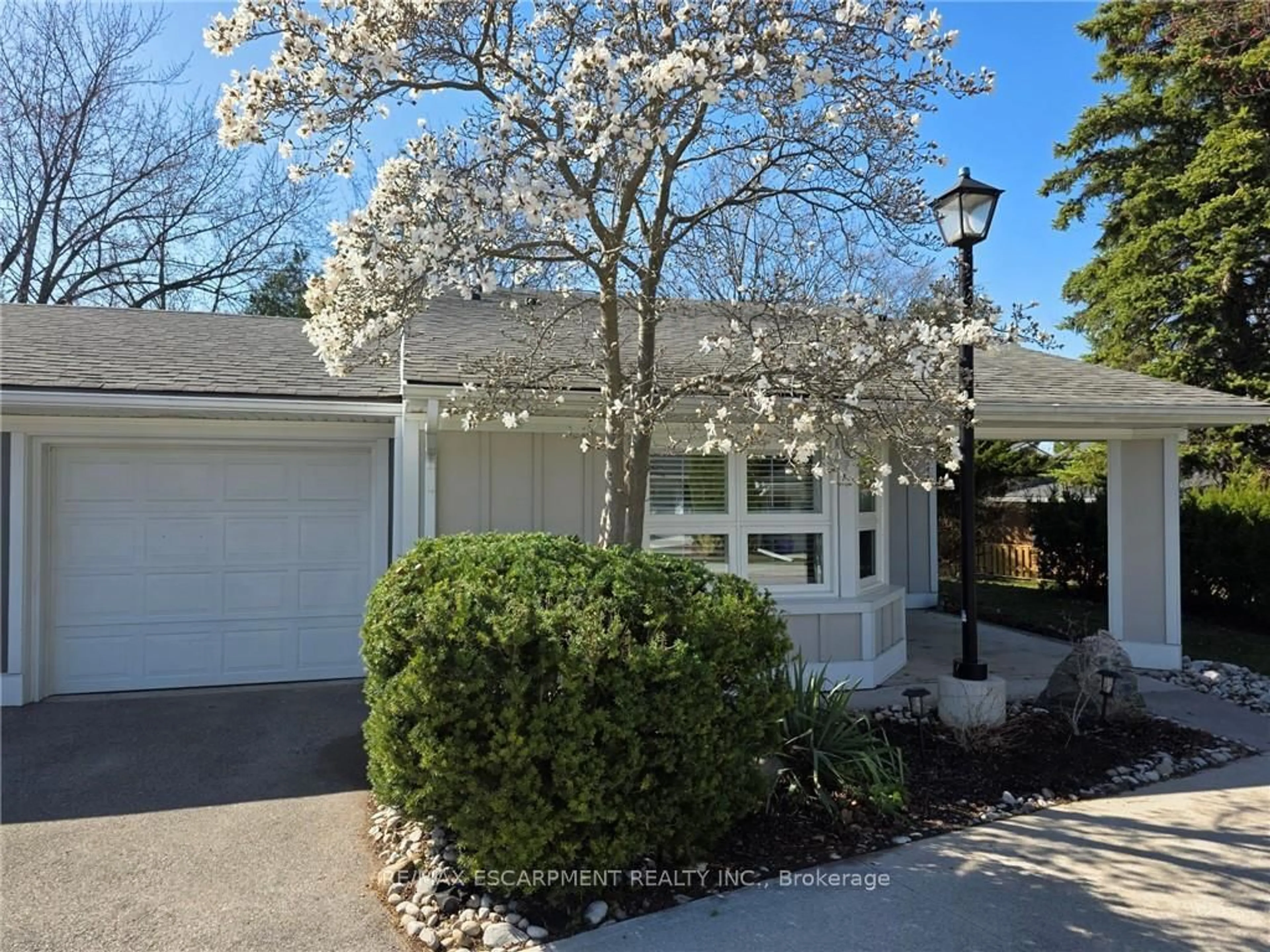 Home with vinyl exterior material, street for 16 Sister Varga Terr, Hamilton Ontario L9B 1T8