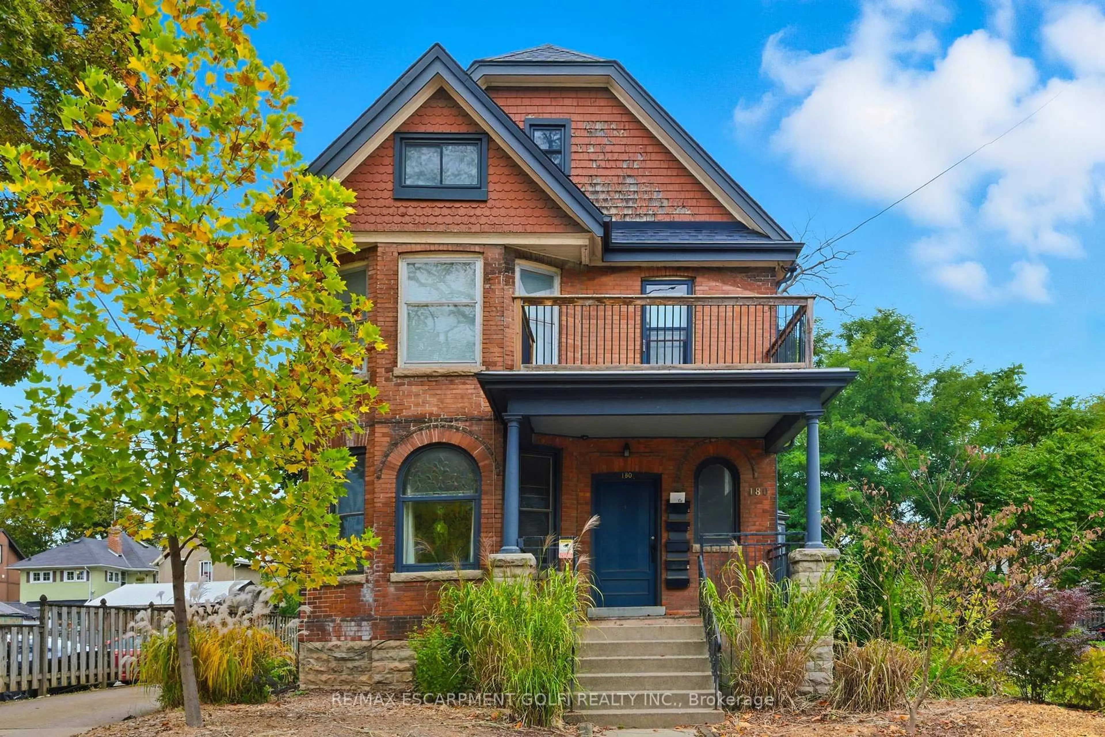 Home with brick exterior material, street for 180 Ontario St, St. Catharines Ontario L2R 5K9