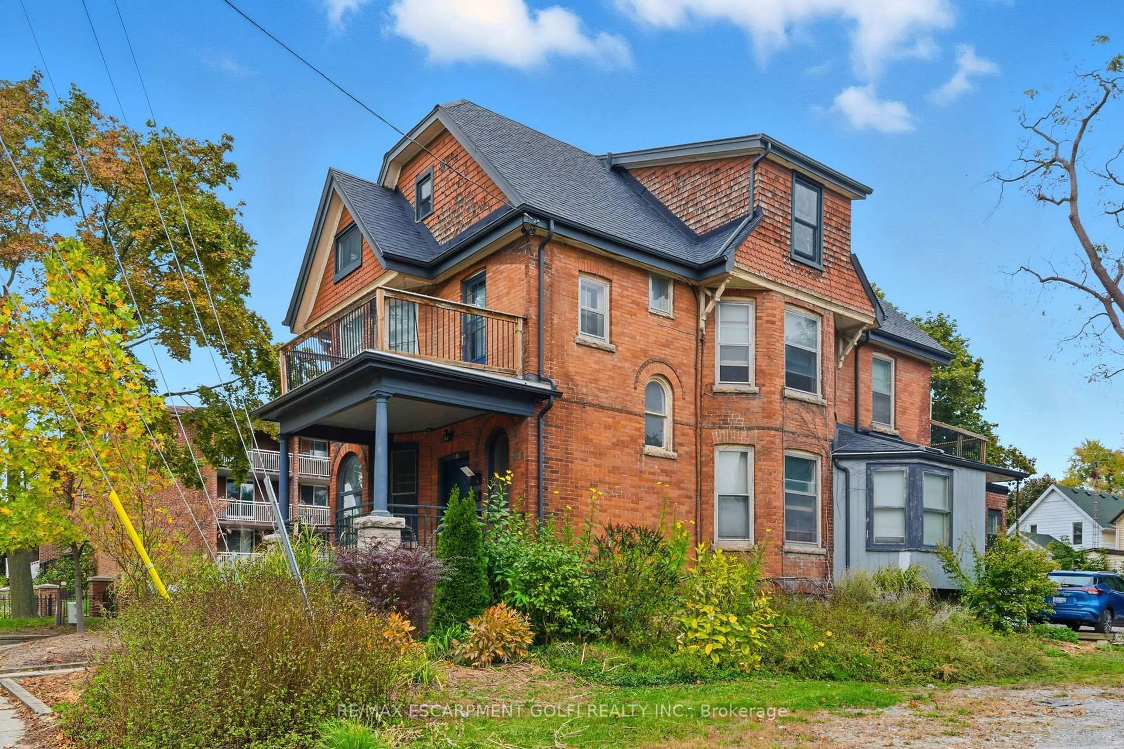 Home with brick exterior material, street for 180 Ontario St, St. Catharines Ontario L2R 5K9