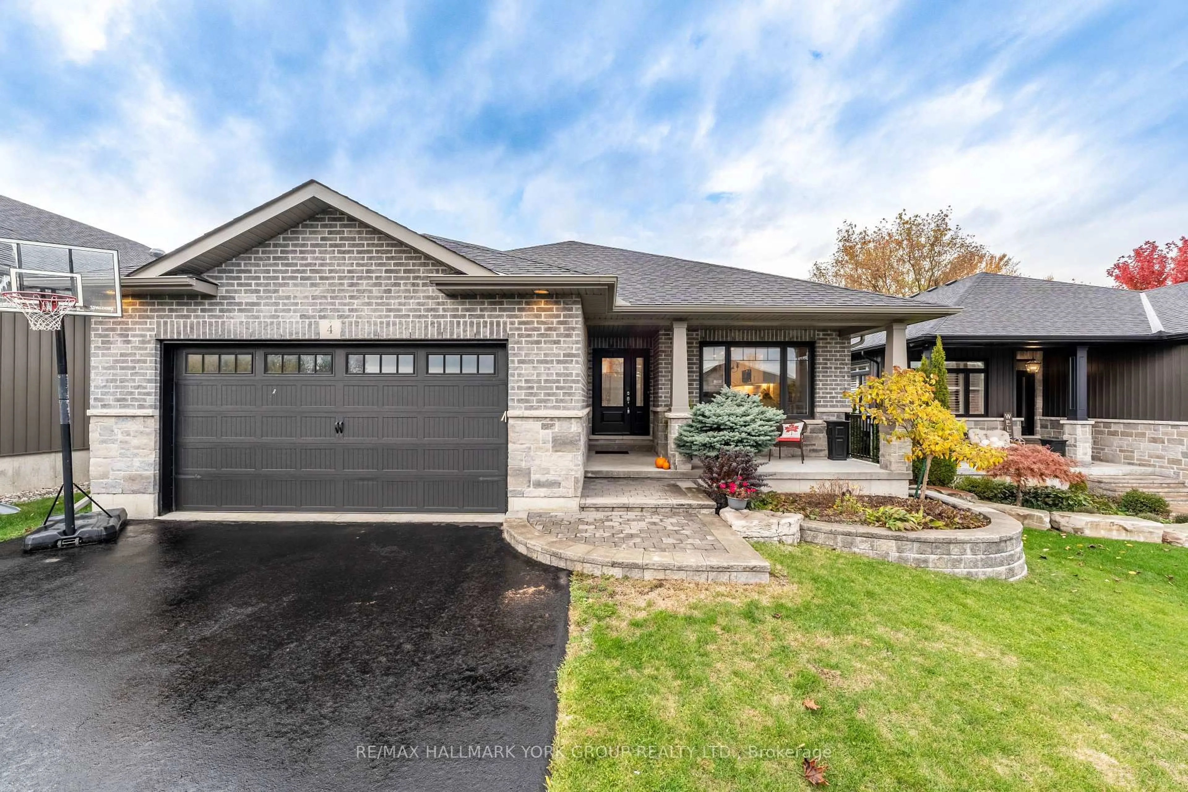 Home with brick exterior material, street for 4 SYLVAN St, Barry's Bay Ontario K0K 1B0