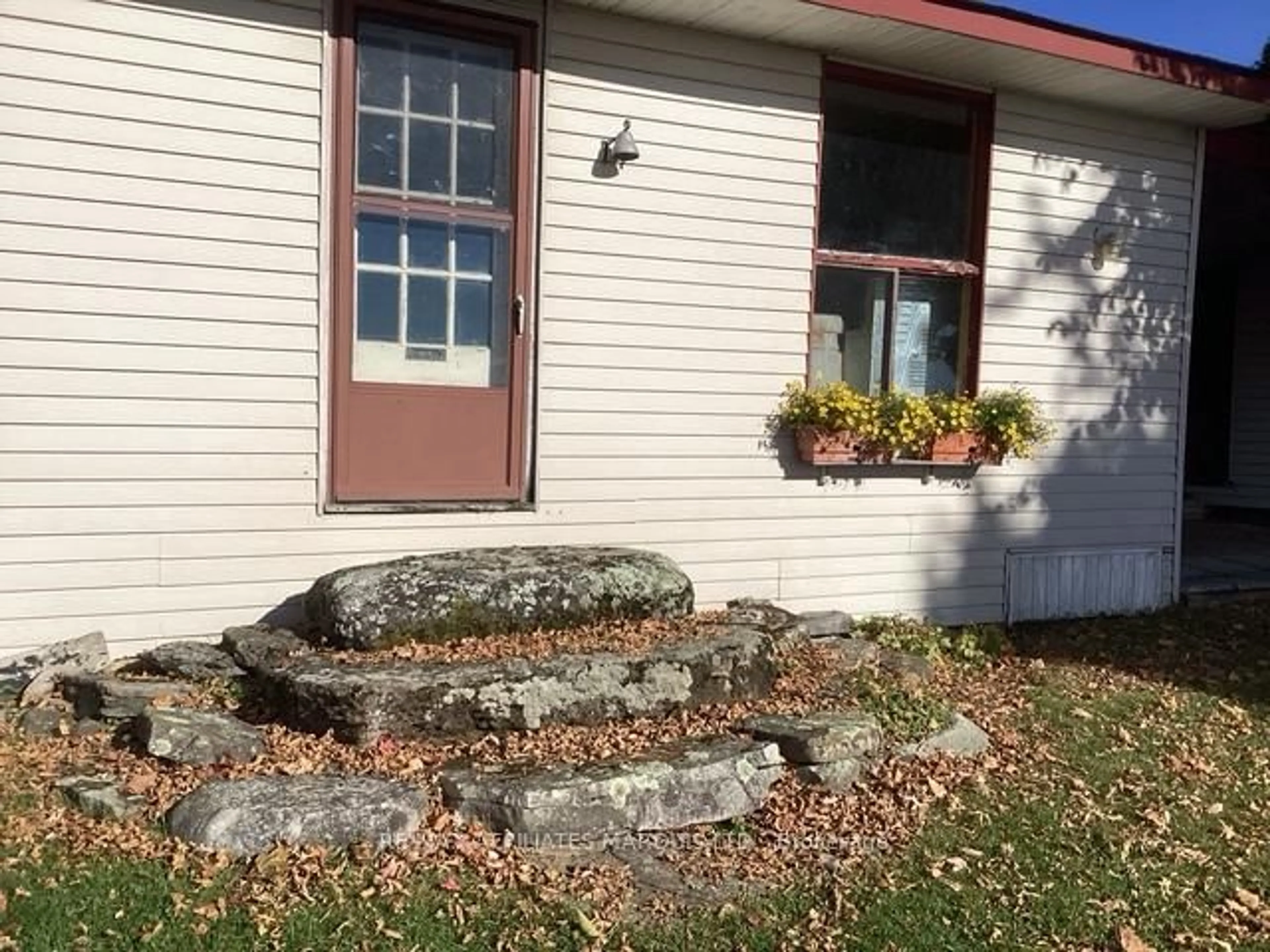 Unknown for 38 Hamilton Island Rd, South Glengarry Ontario K0C 2E0