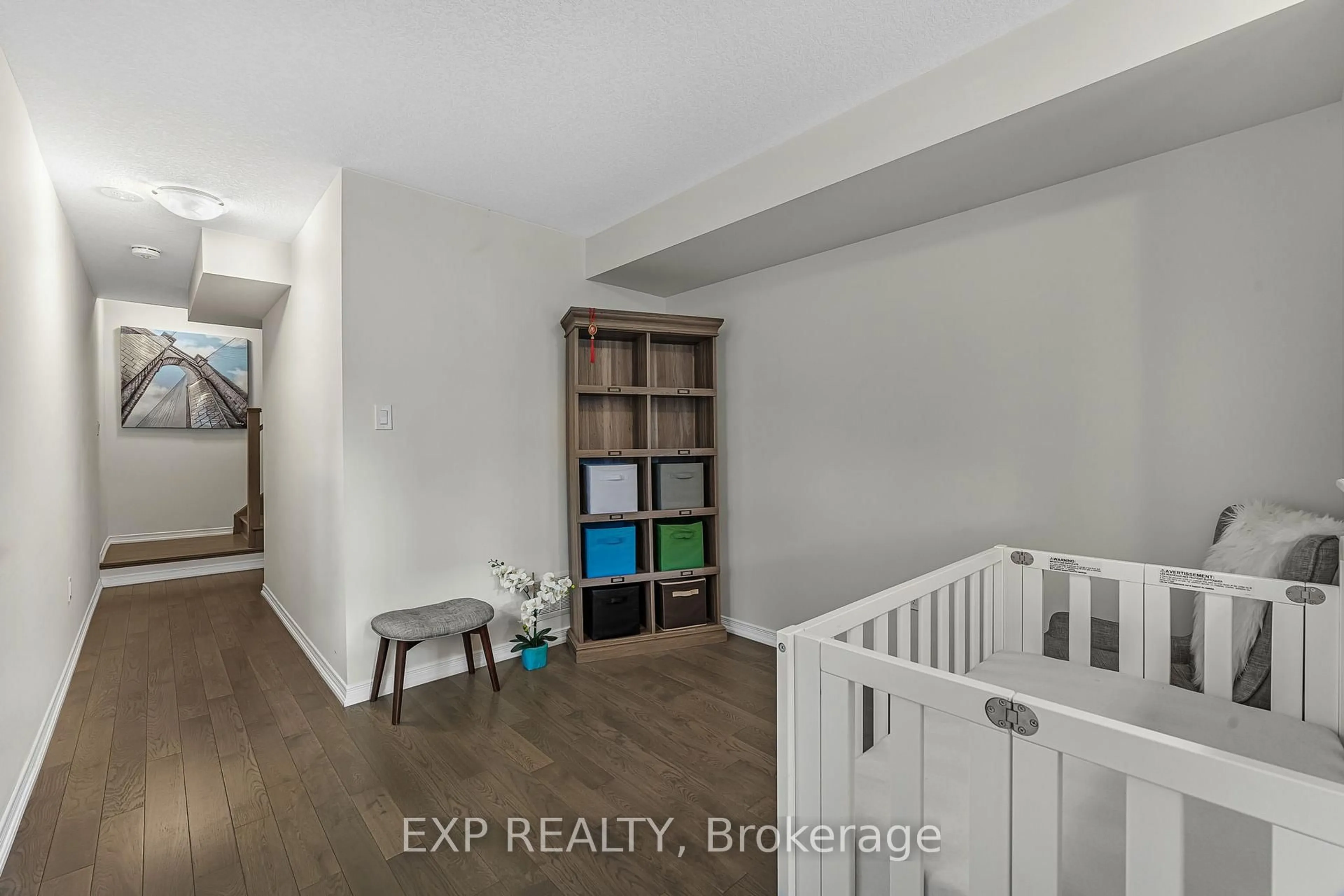 A pic of a room for 8317 Mulberry Dr #22, Niagara Falls Ontario L2H 3S9