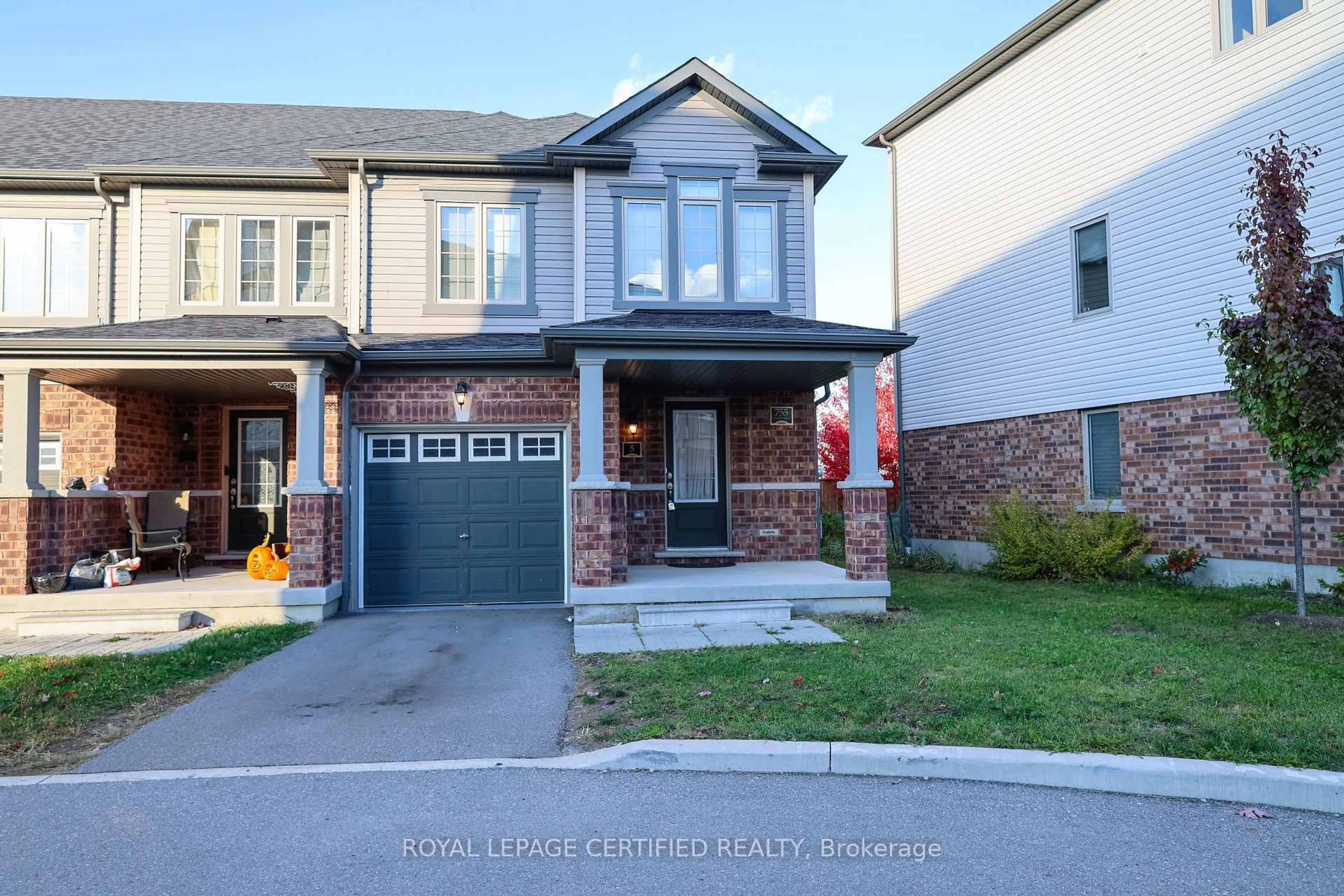 Home with brick exterior material, street for 755 Linden Dr #5, Cambridge Ontario N3H 0E4