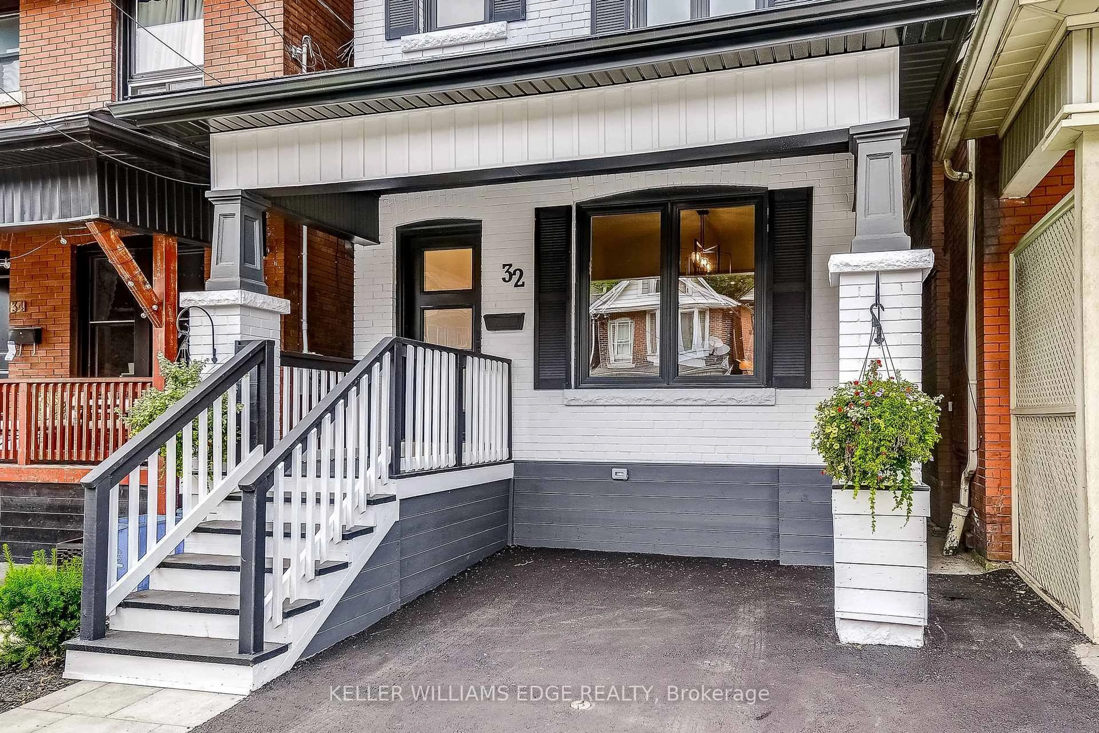 Unknown for 32 Cumberland Ave, Hamilton Ontario L8M 1Y7